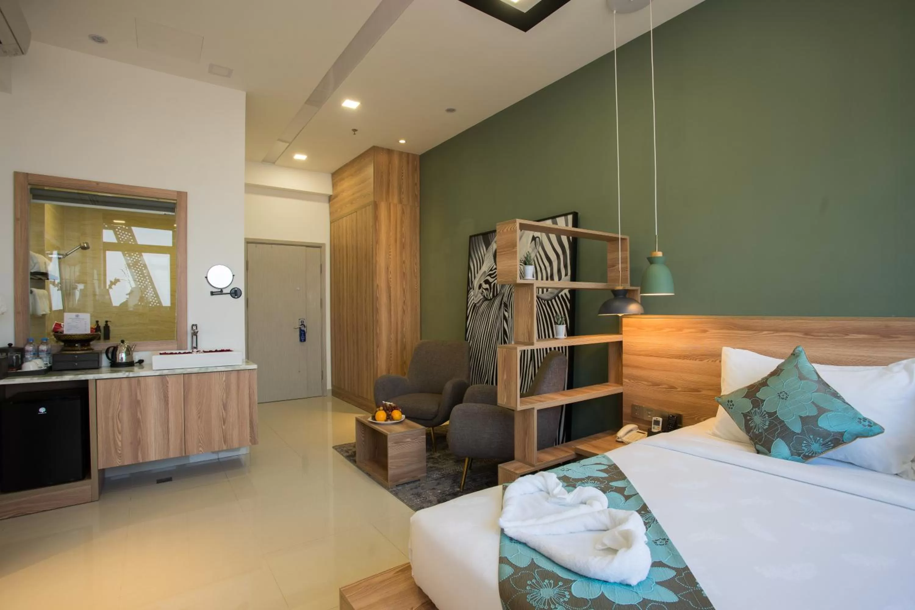 Bedroom, Bed in The Snowbell Hotel & Spa at The Bridge