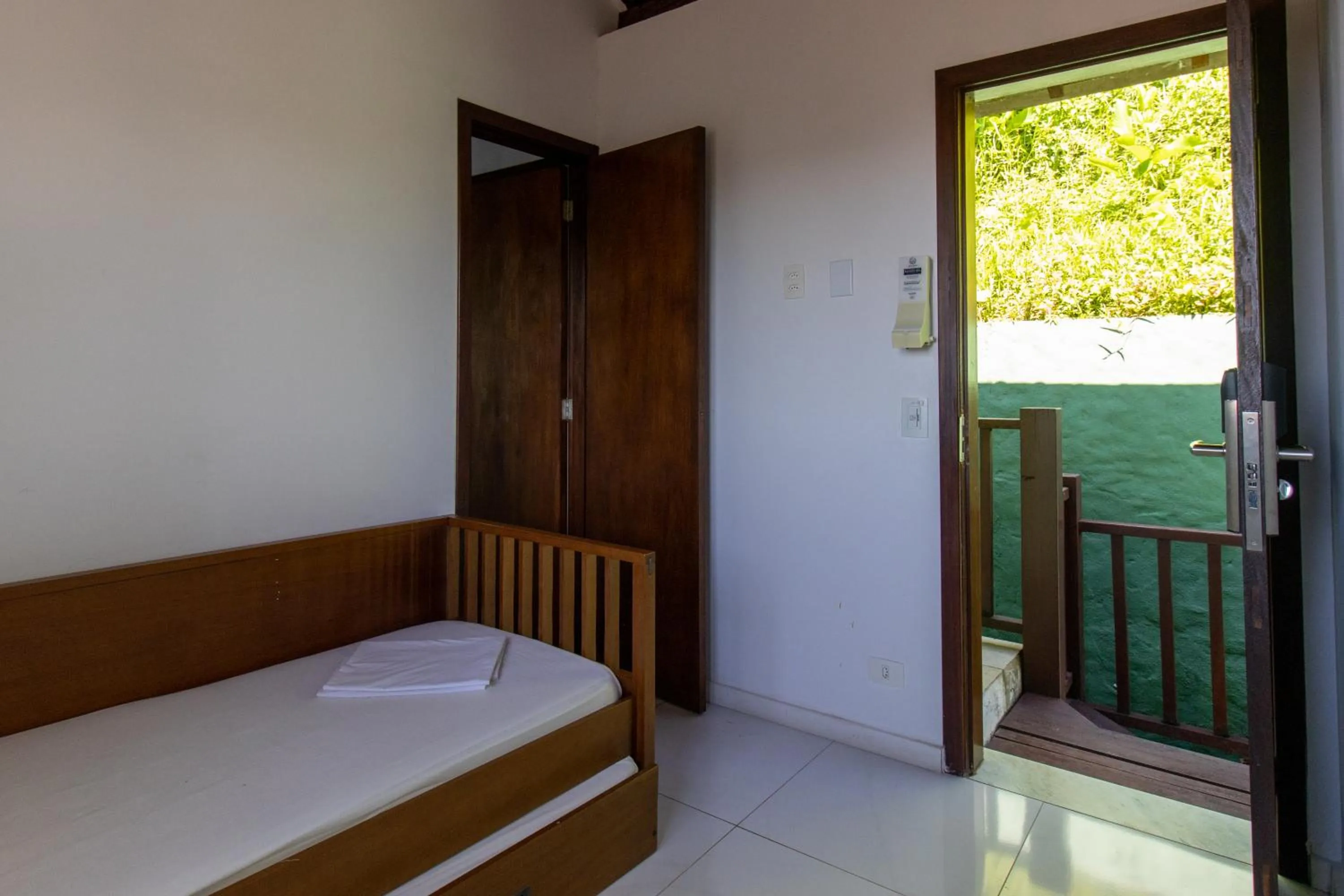 Bedroom, Bed in Hotel Coquille
