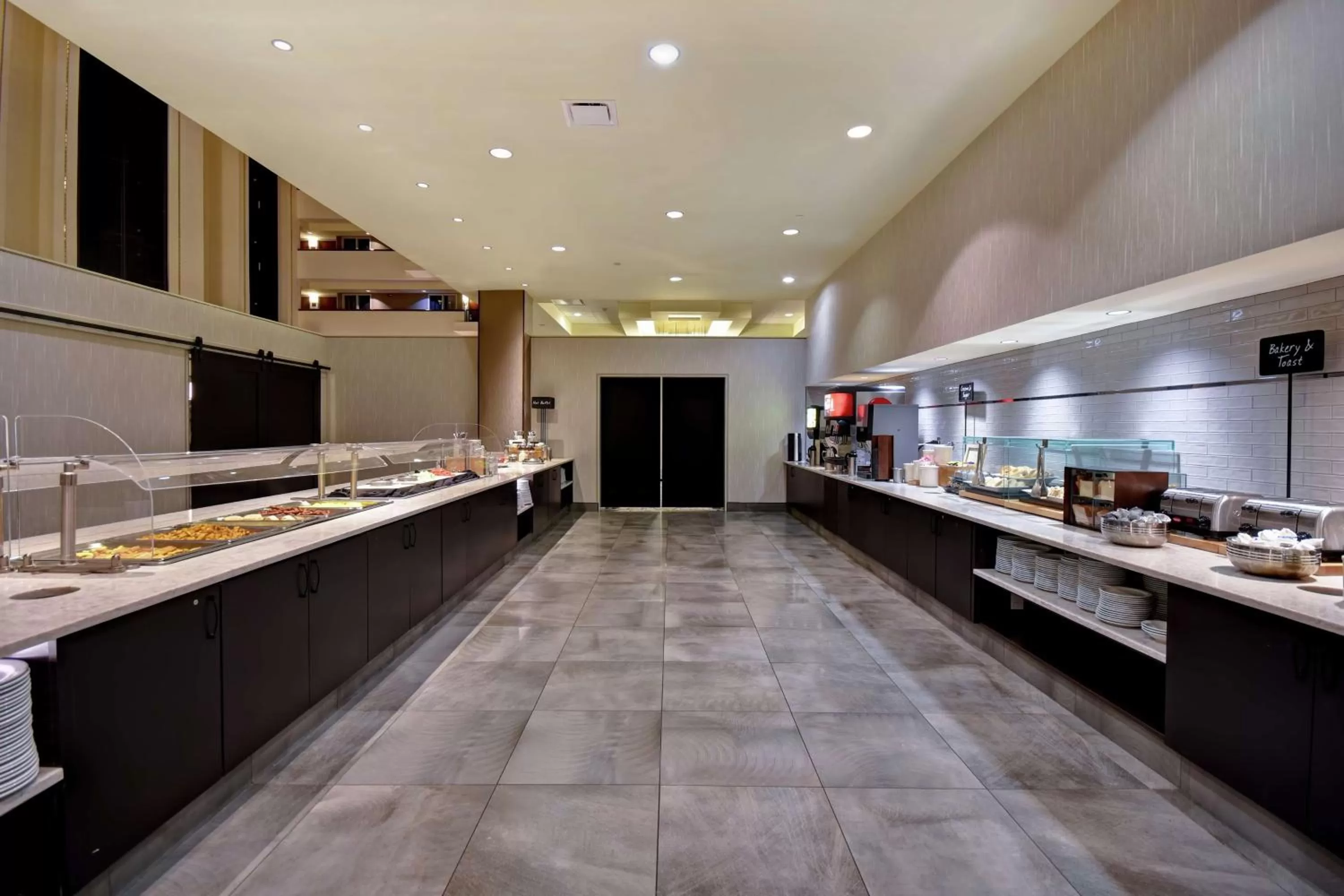 Breakfast in Embassy Suites Montgomery - Hotel & Conference Center