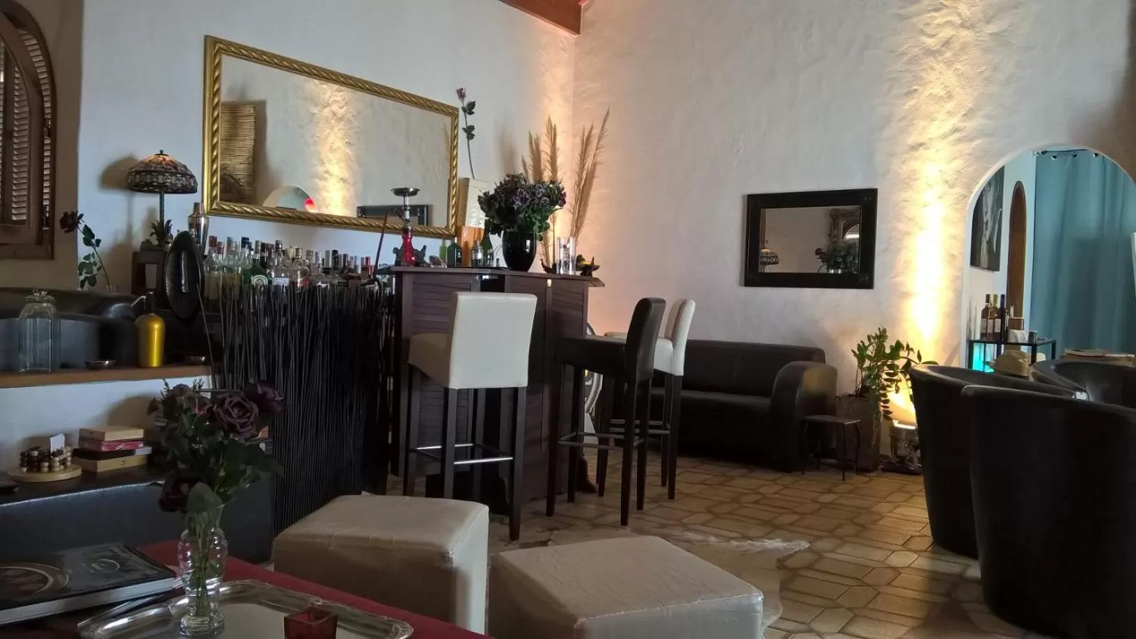 Restaurant/Places to Eat in Birdcage Gay Men Resort and Lifestyle Hotel