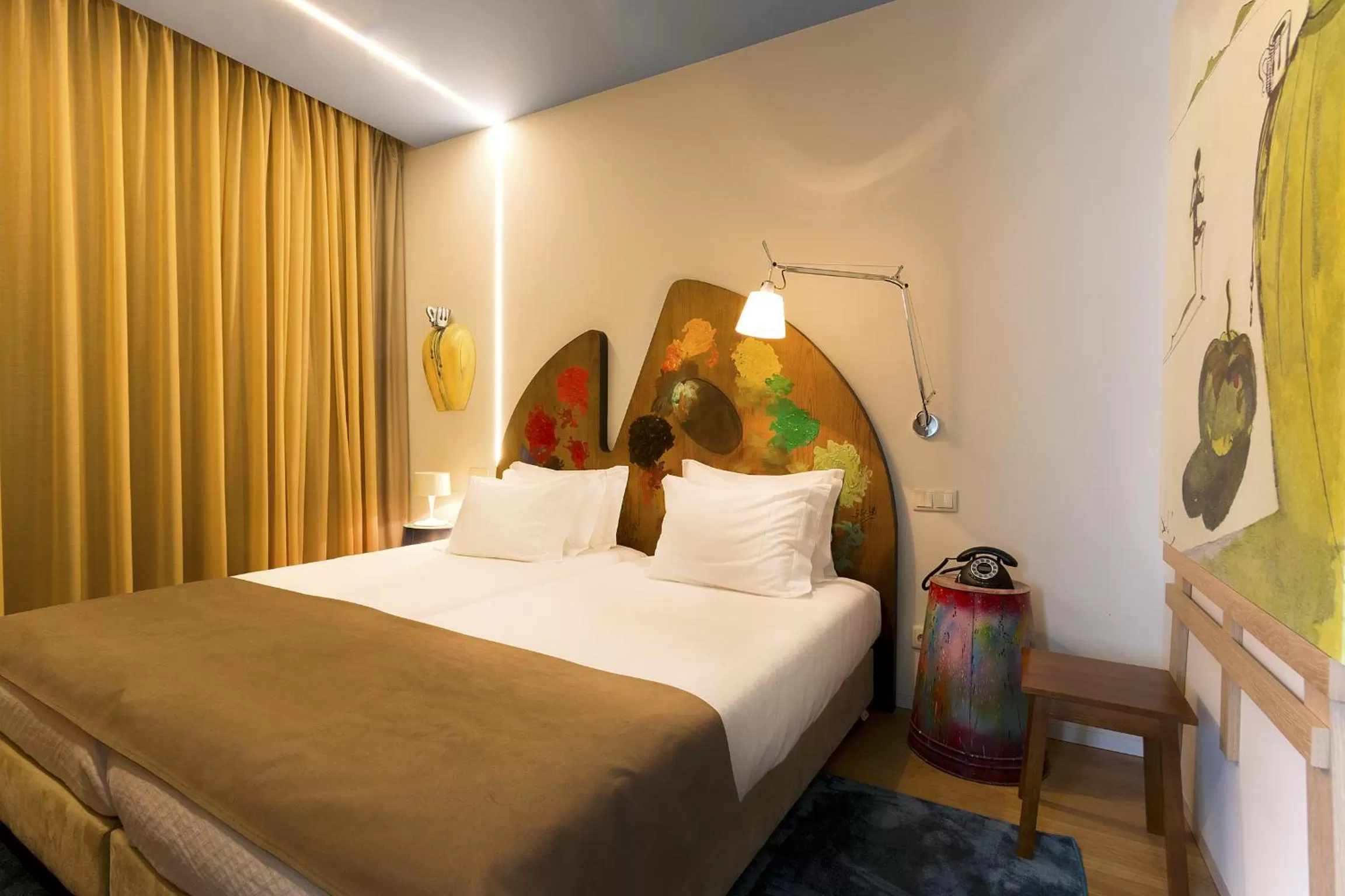 Decorative detail, Bed in Hotel Fabrica do Chocolate