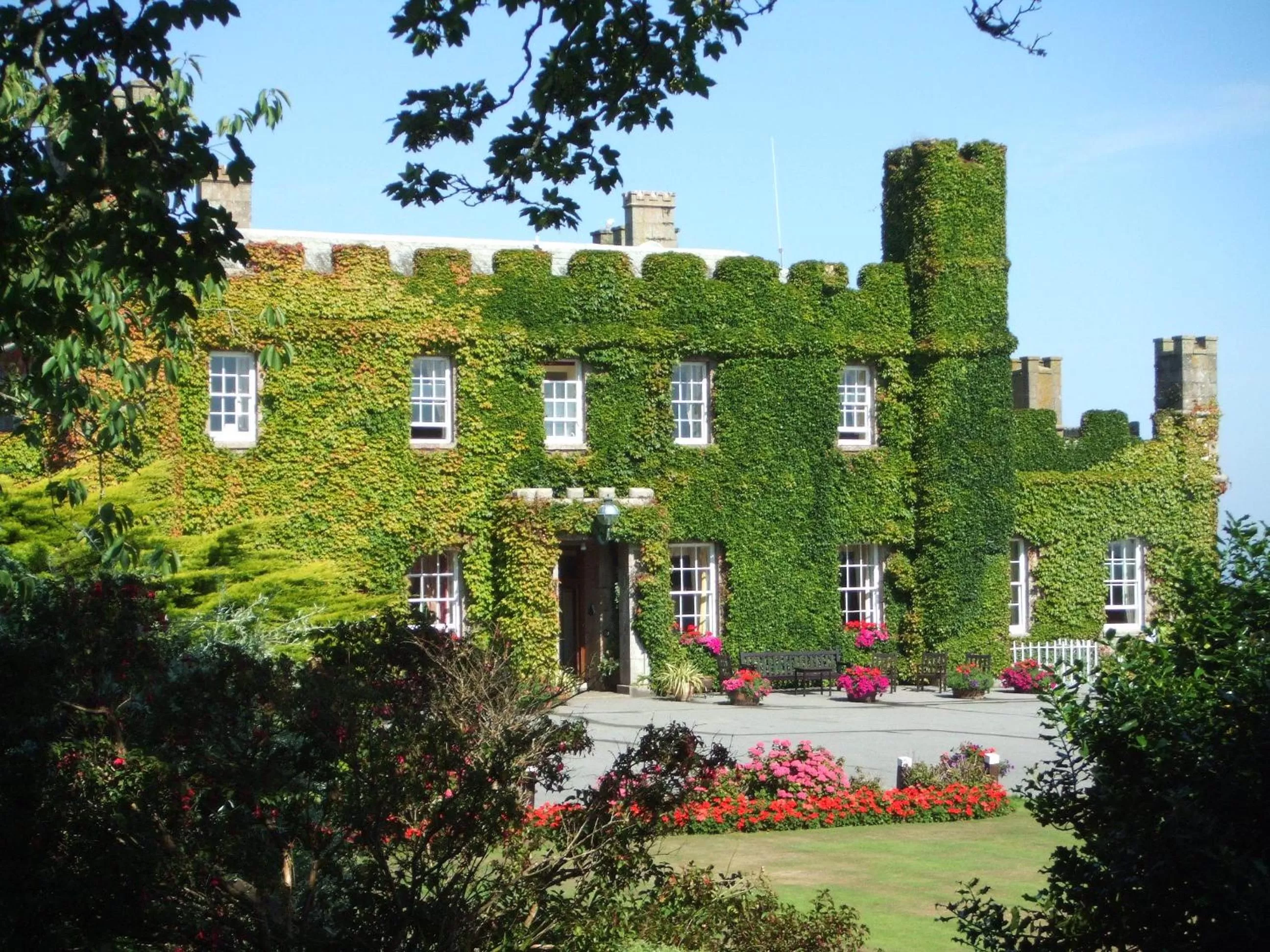 Facade/entrance in Tregenna Castle Resort
