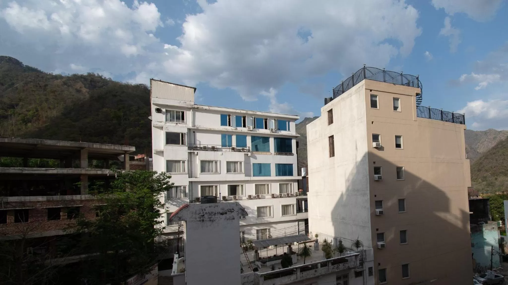 Property building in Around Stays Rishikesh, Tapovan