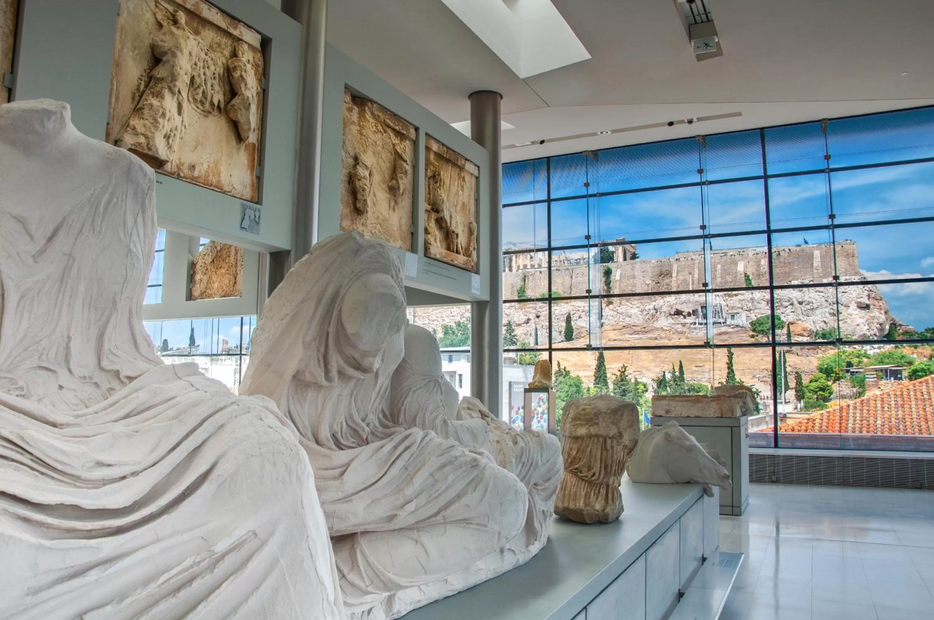 Nearby landmark in Divani Palace Acropolis