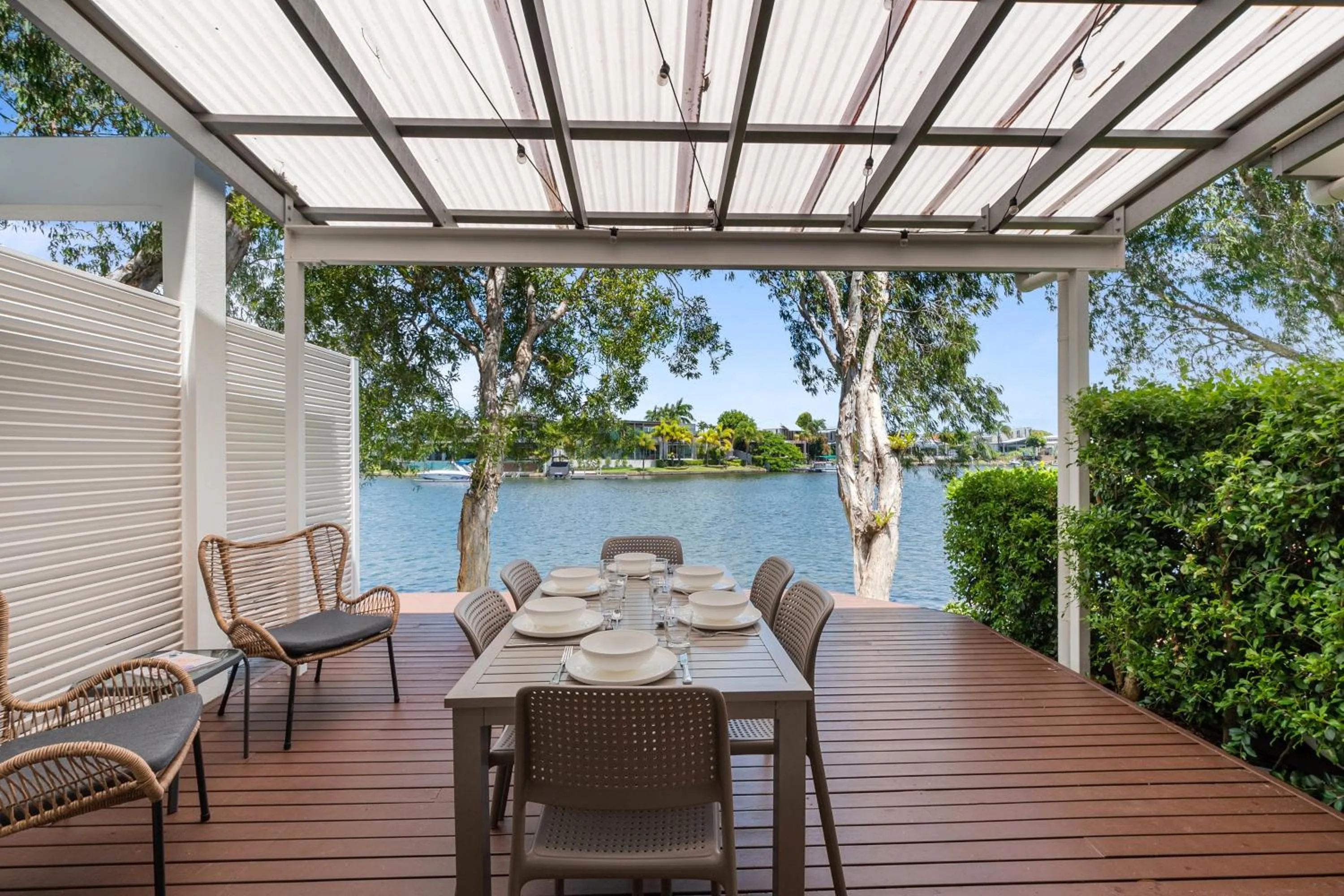 Noosa Entrance Waterfront Resort