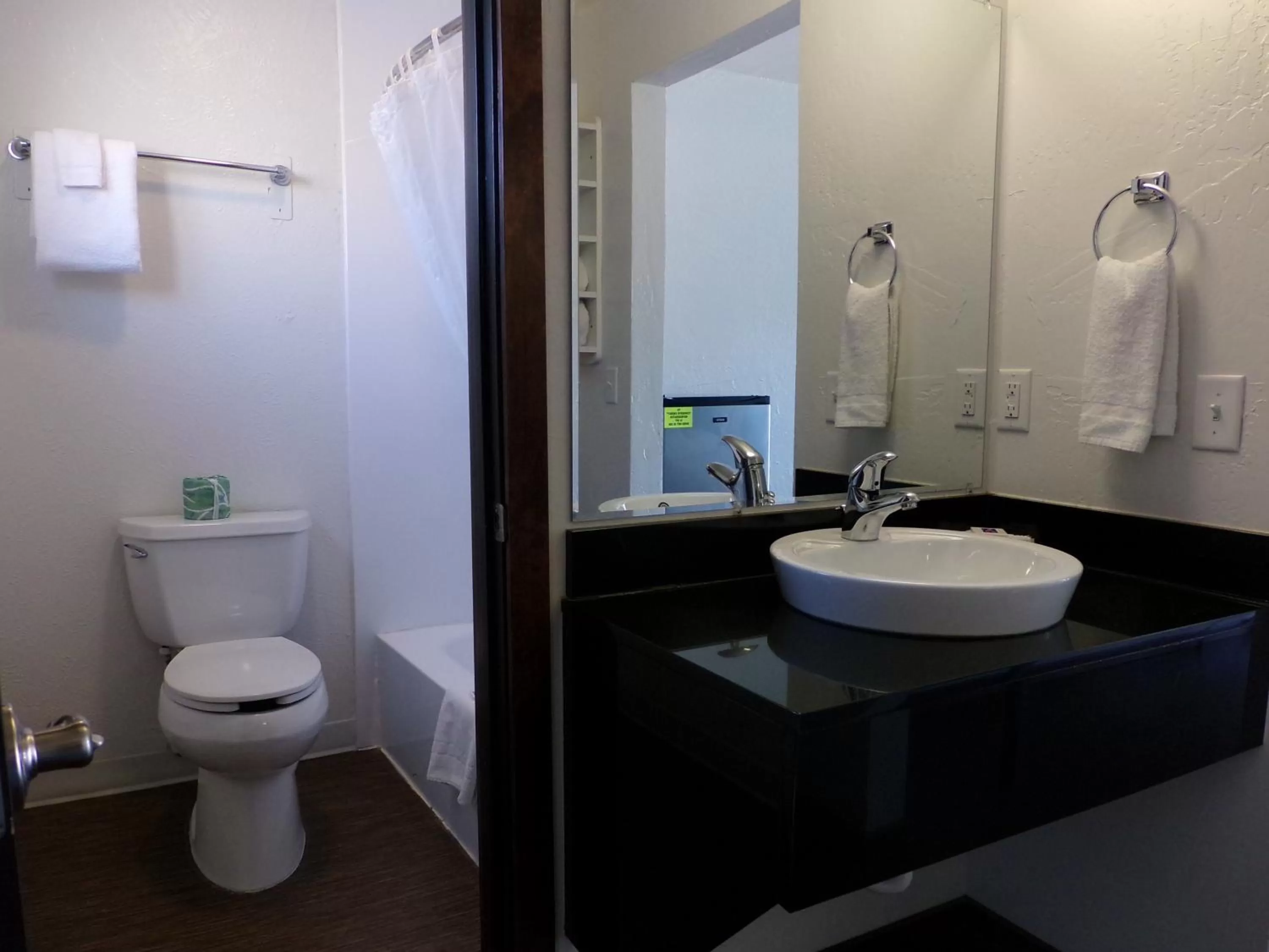 Bathroom in Motel 6 University Missoula