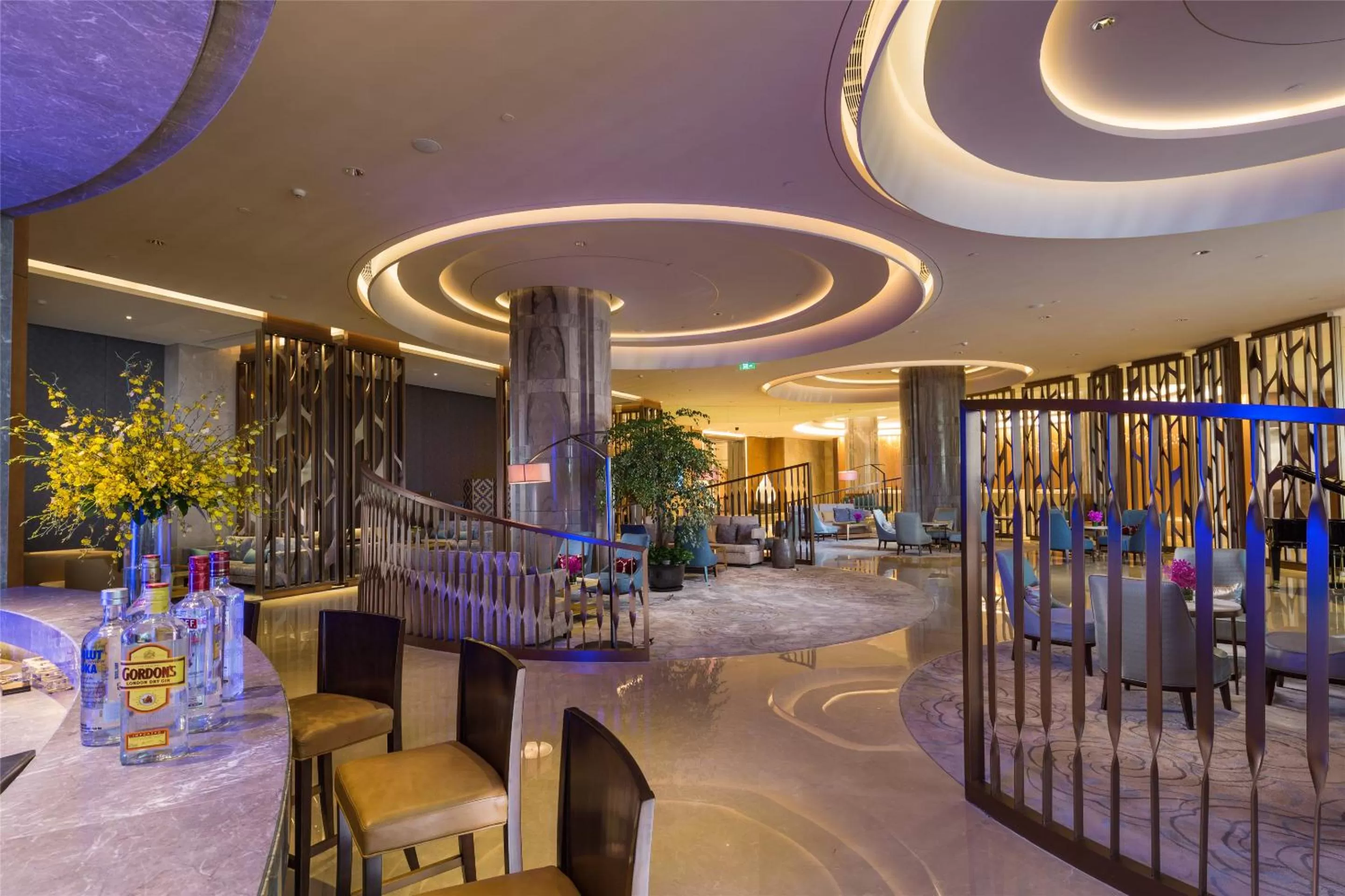 Lounge or bar in Hilton Urumqi