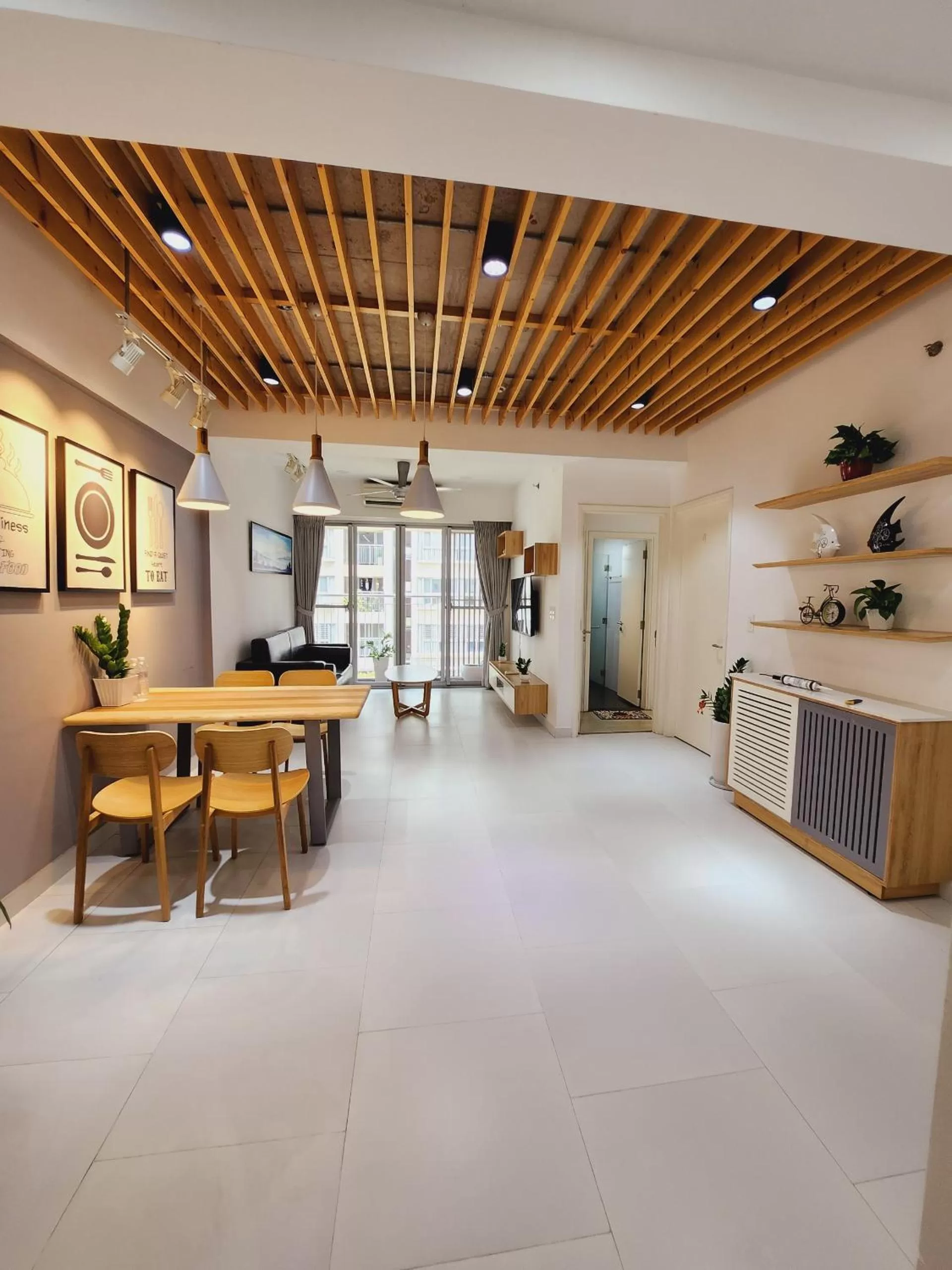 Living room in Scenic Valley Suite