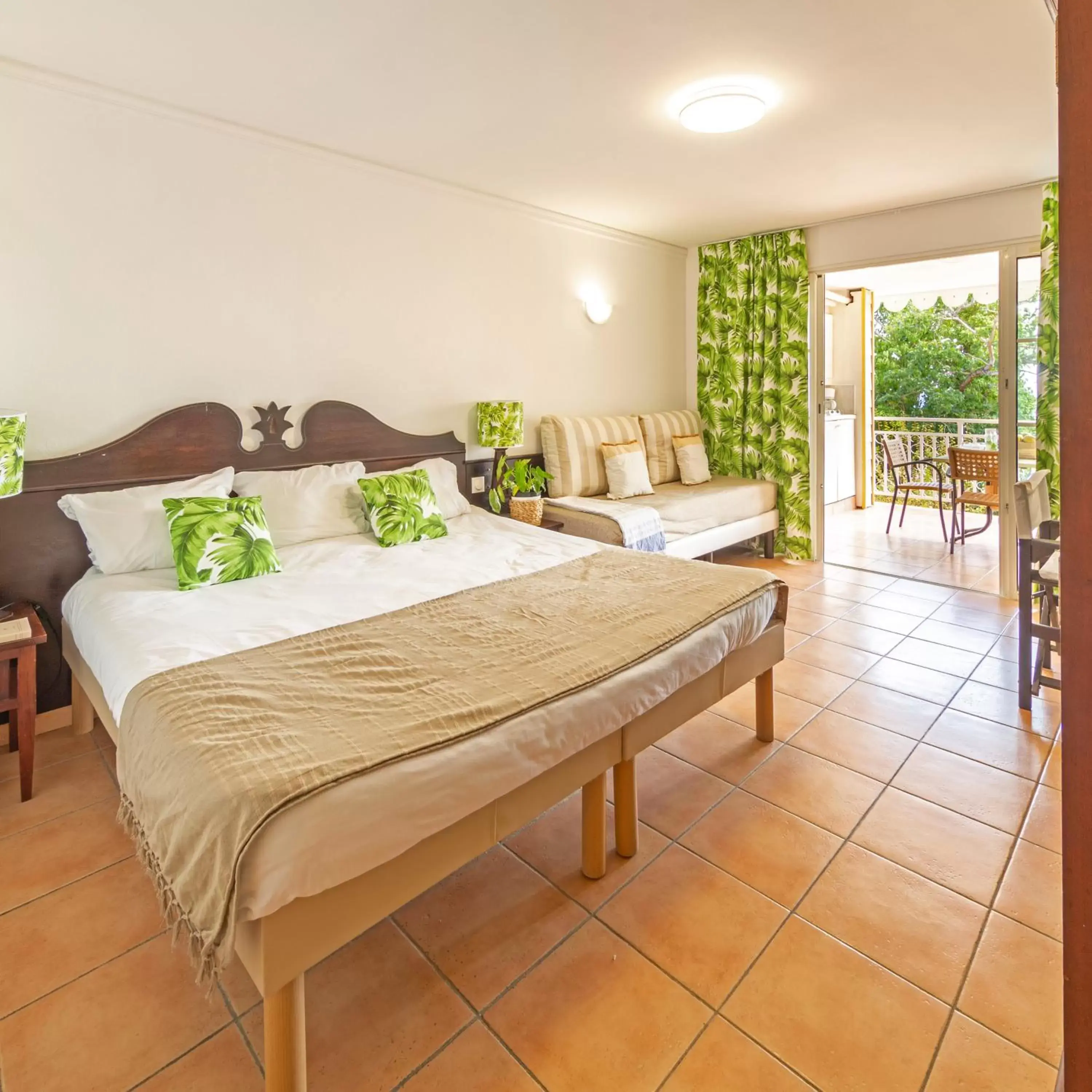 Studio with Terrace (3 People) in Village Pierre & Vacances Sainte Anne Studio with Terrace (3 People) in Village Pierre & Vacances Sainte Anne