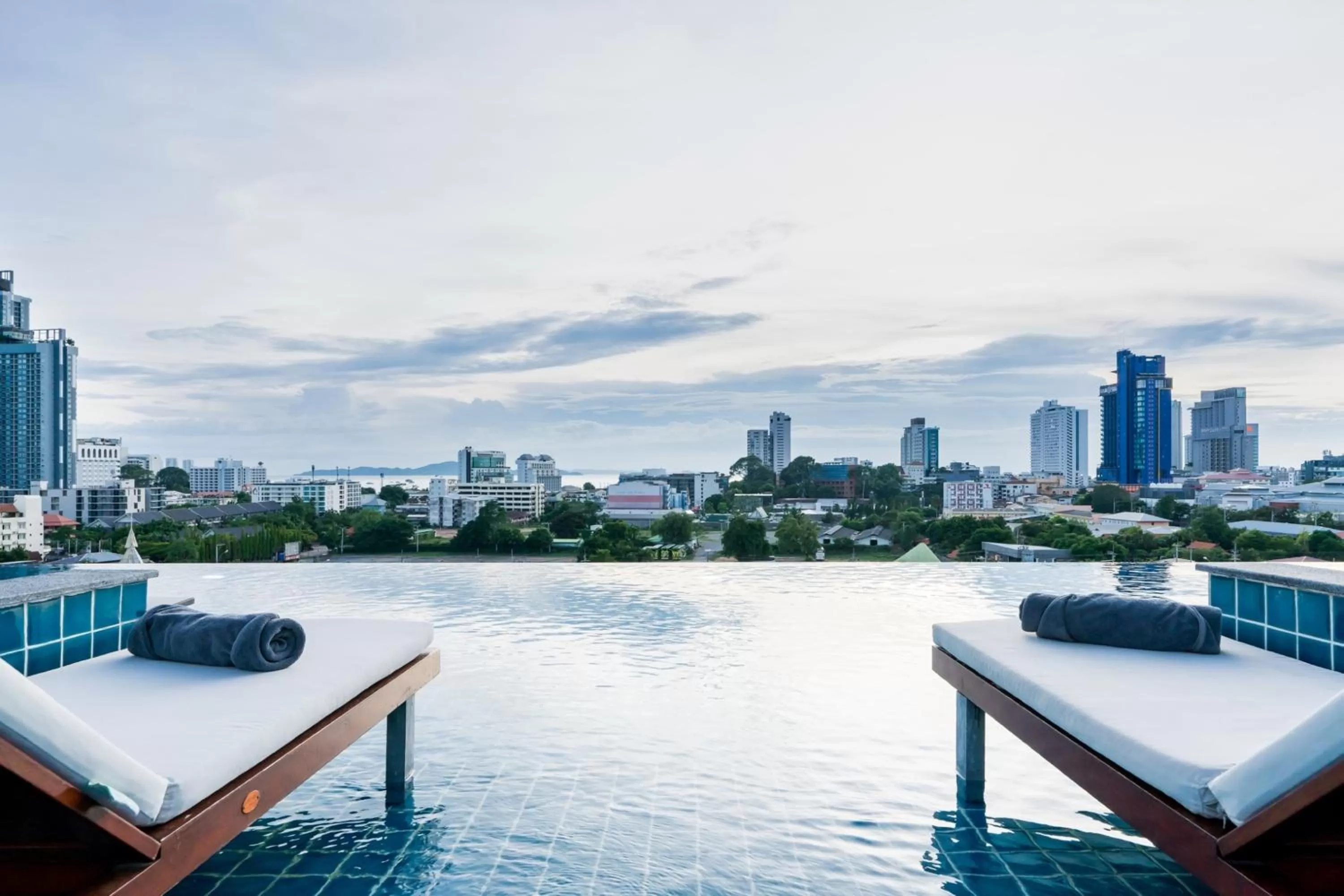 Pool view in SureStay Plus by Best Western T Pattaya