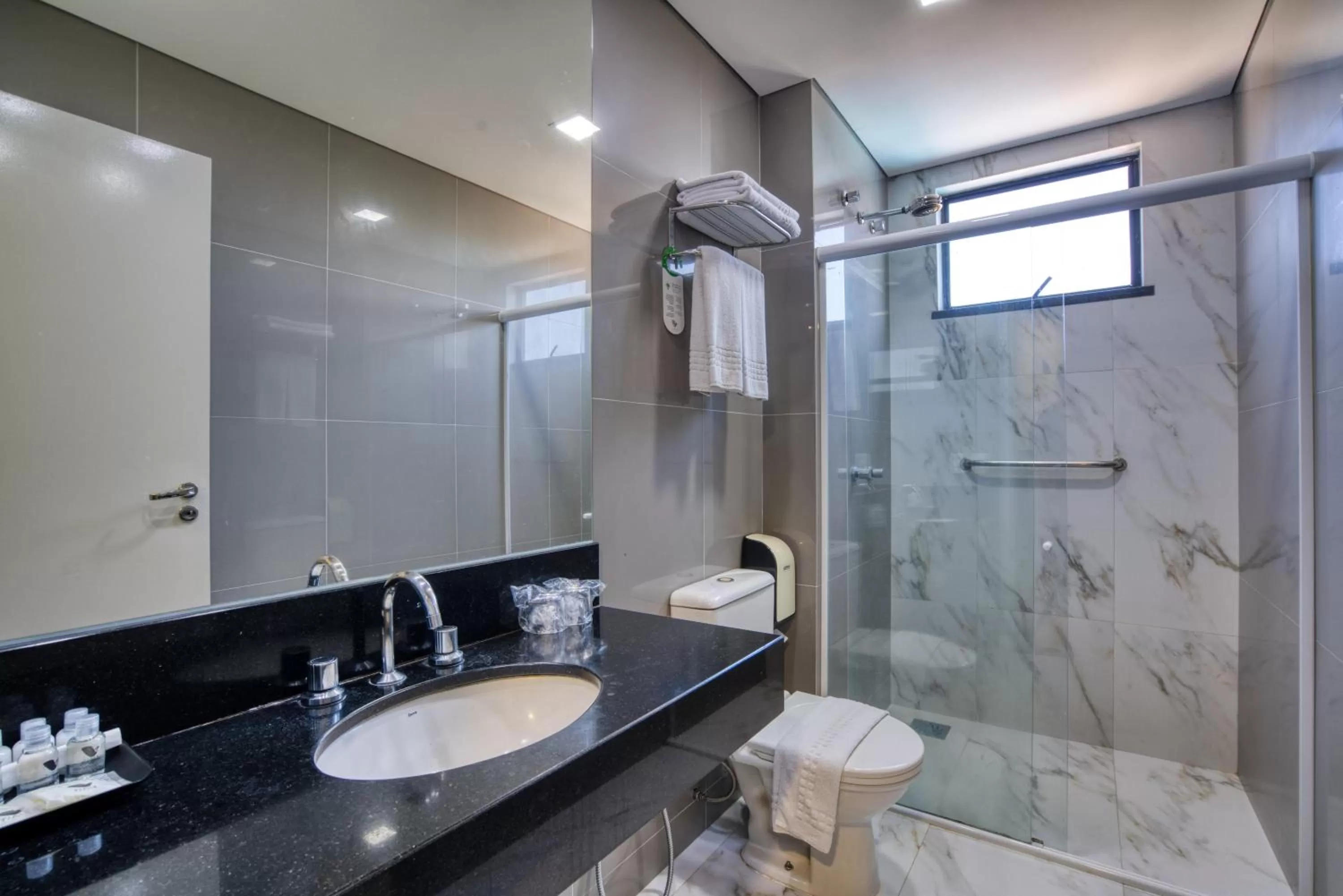 Toilet in Viale Cataratas Hotel & Eventos