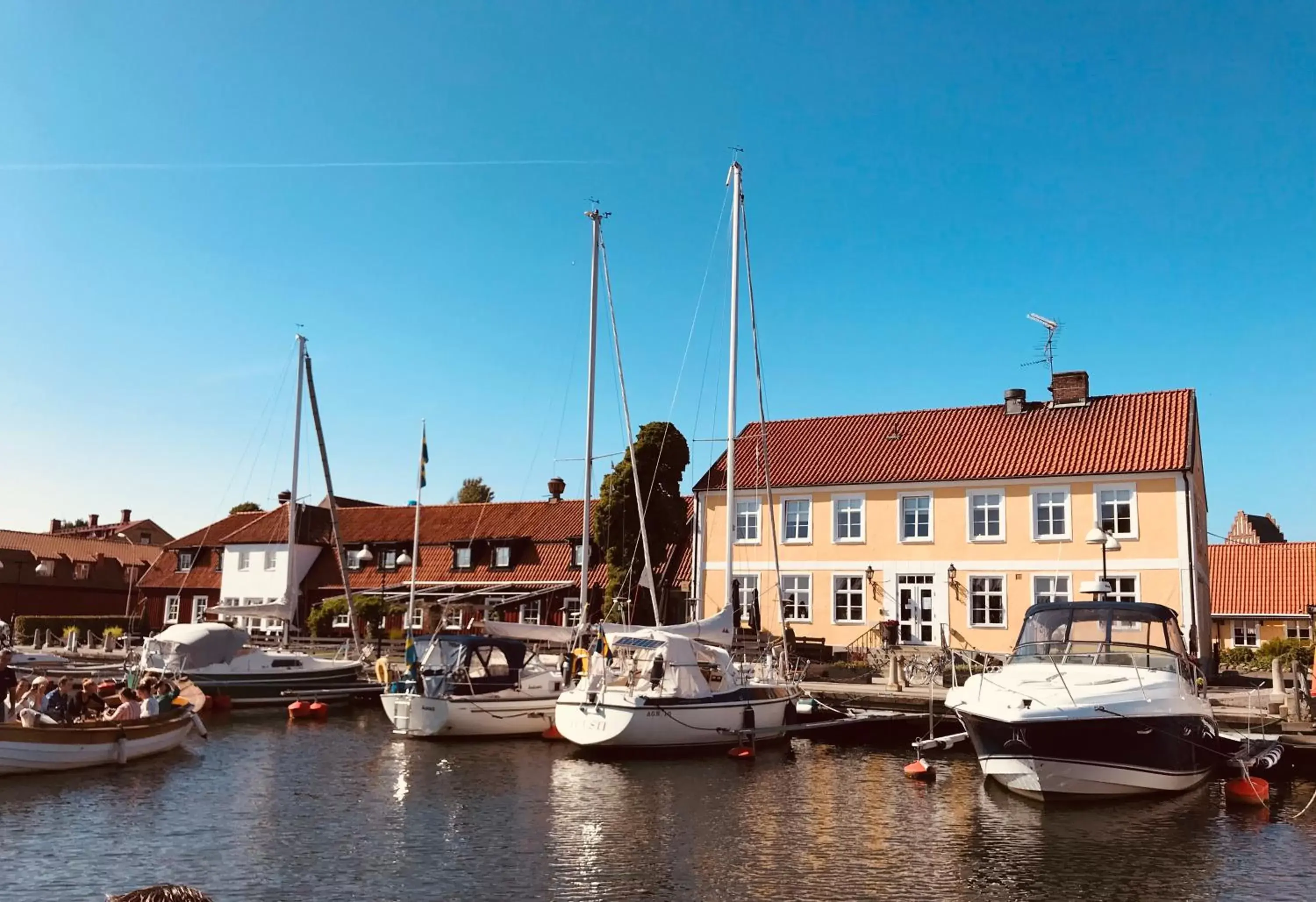 Double Room with Lake View in Åhus Gästgivaregård Double Room with Lake View in Åhus Gästgivaregård
