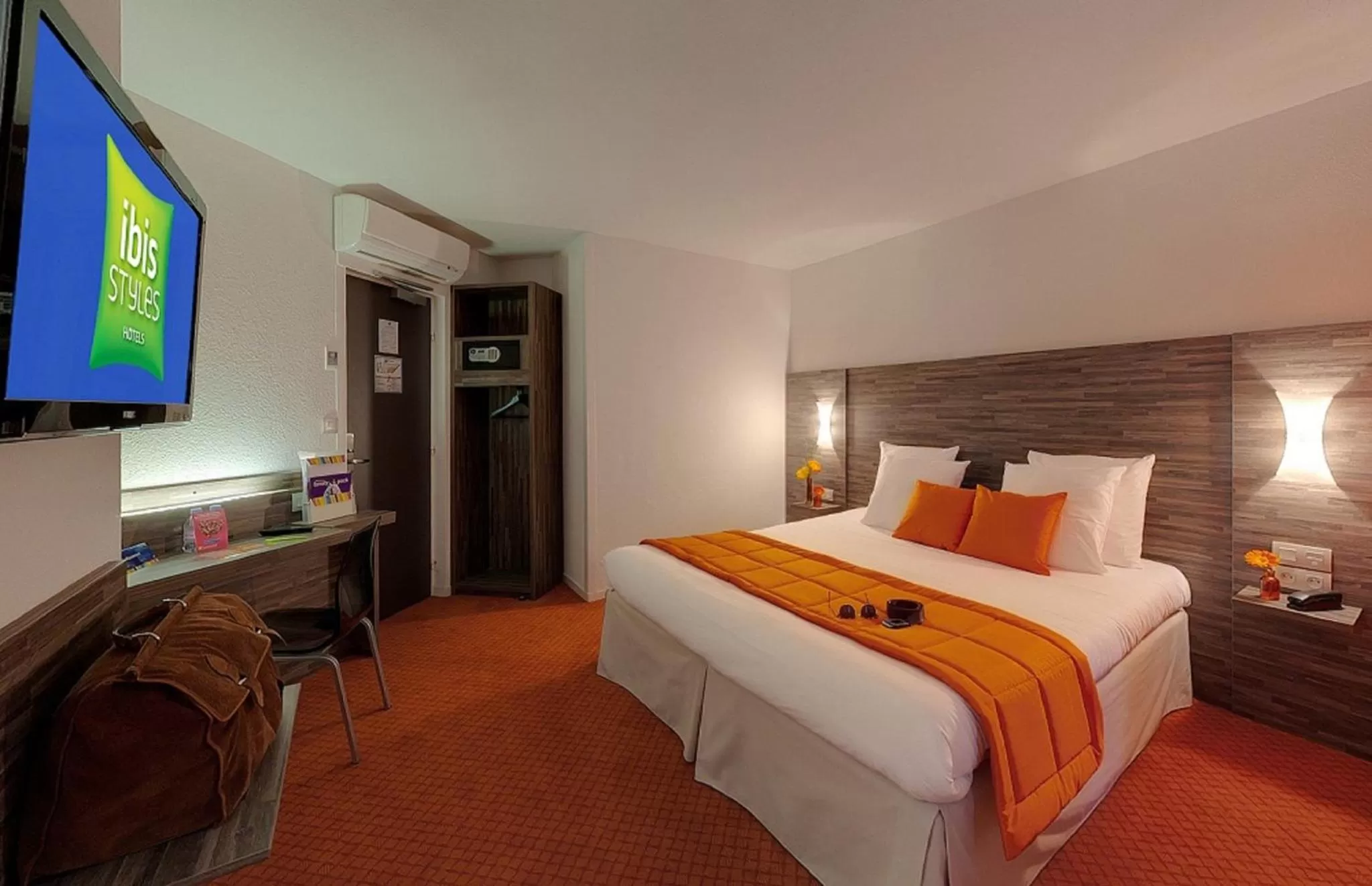 Property building, Bed in ibis Styles Rennes Centre Gare Nord