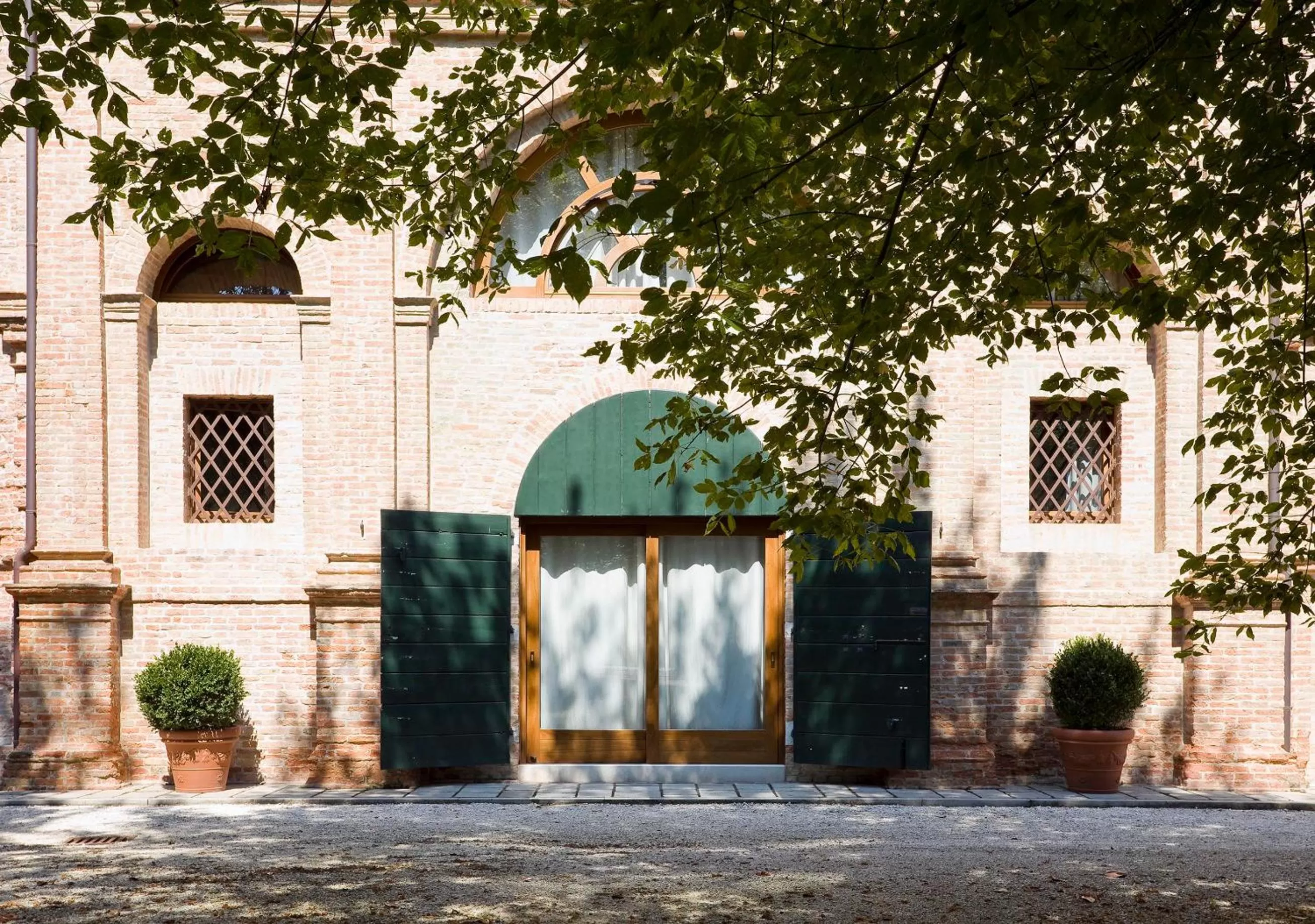 Property building in Villa Moro Lin Design Apartments