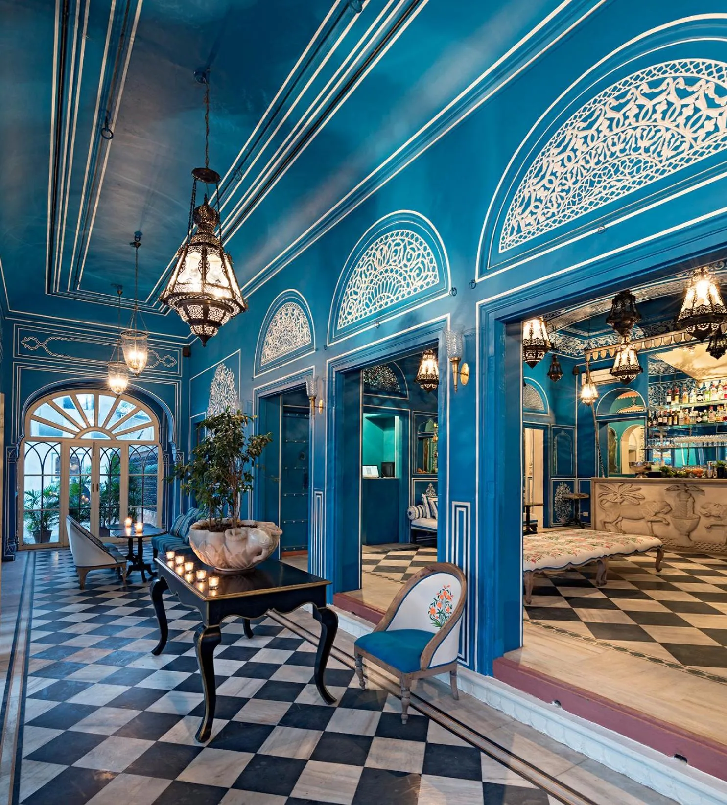 Restaurant/places to eat in Hotel Narain Niwas Palace