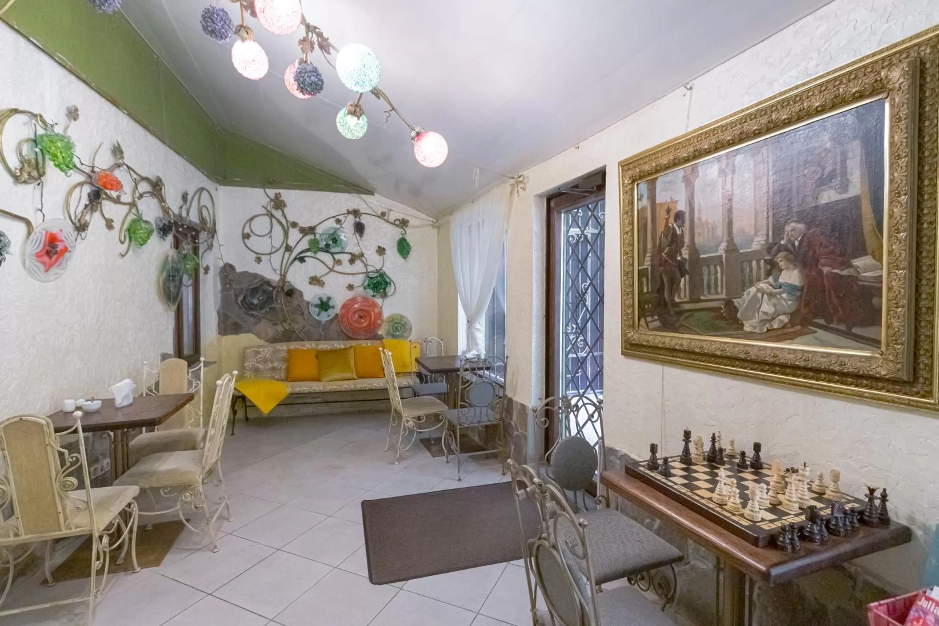 Seating area in Staryi Krakiv