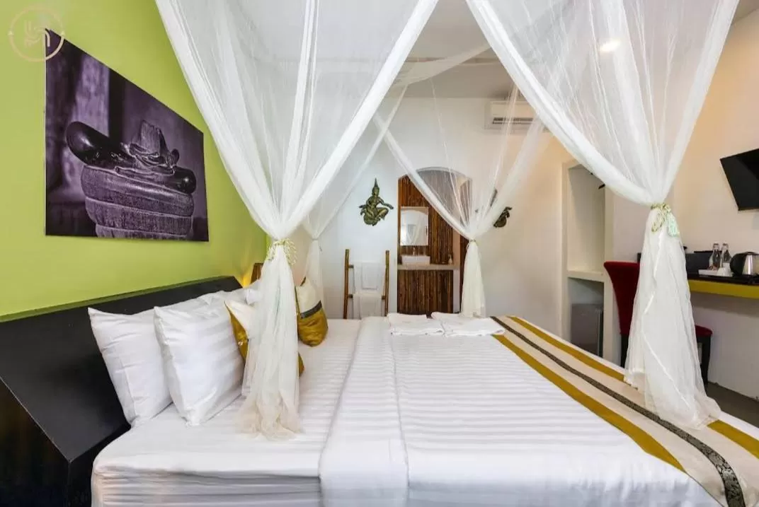 Bed in ERCAN BOUTiQUE