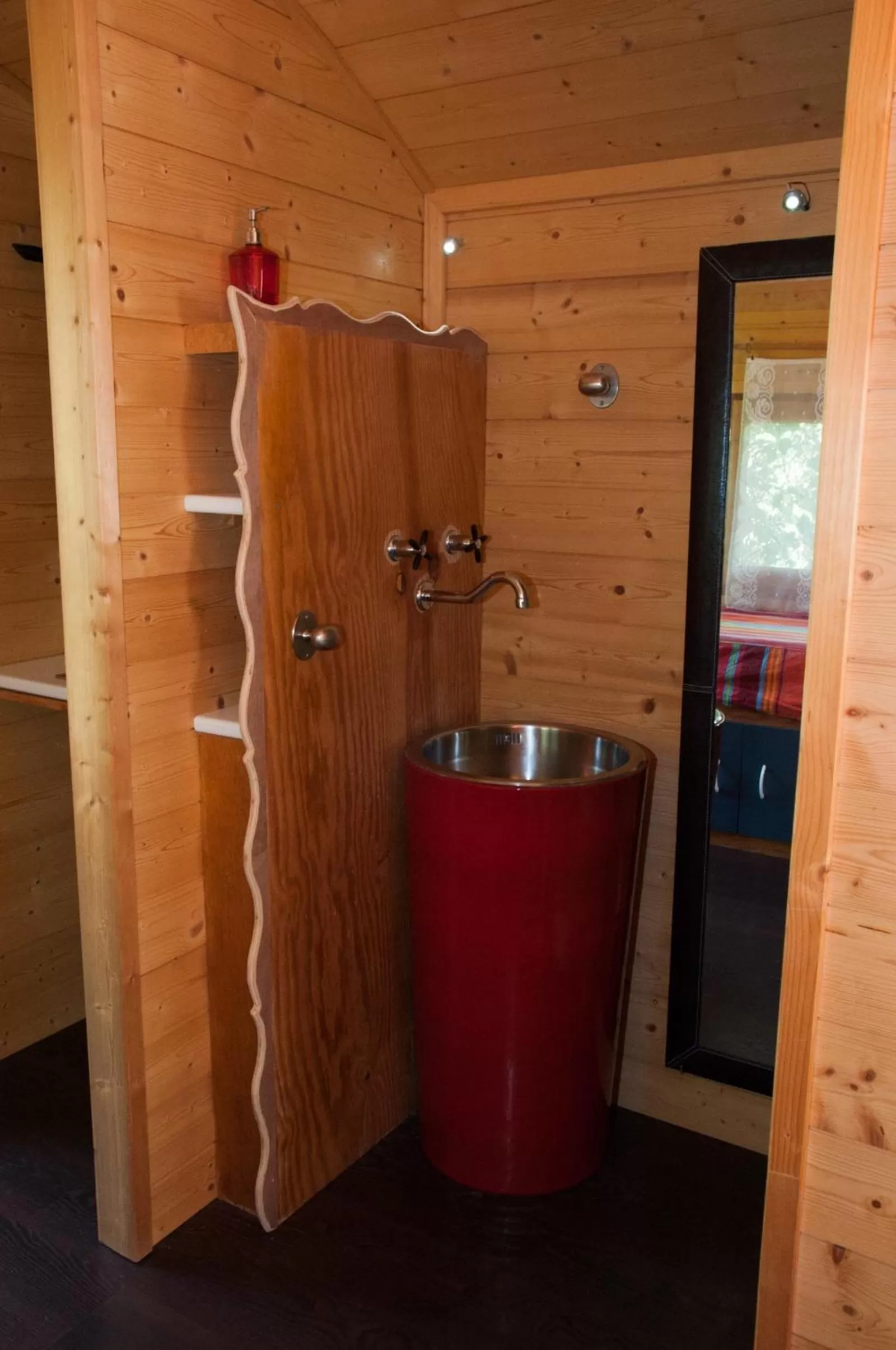 Shower in Le Mas Pinède