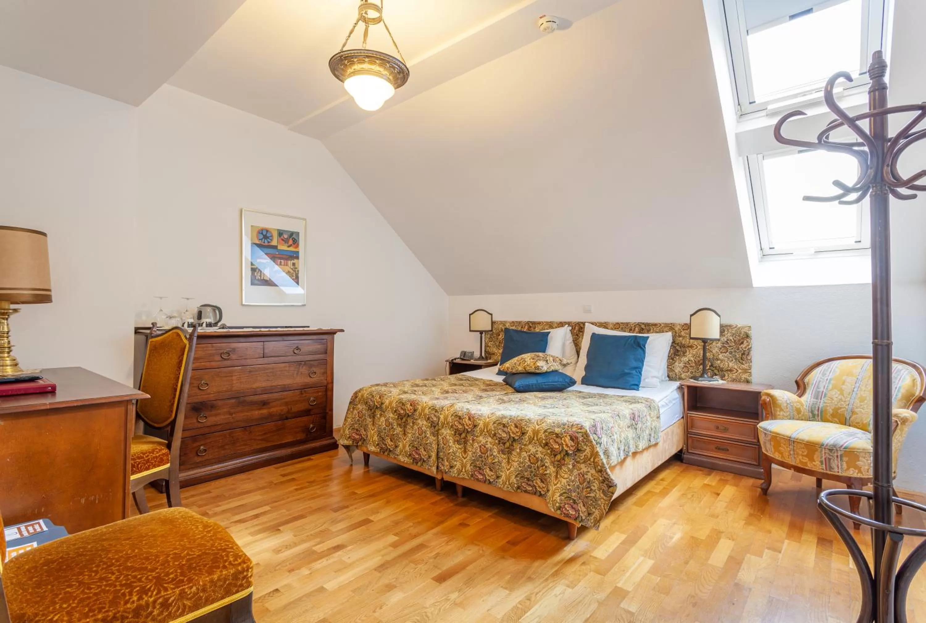 Photo of the whole room, Bed in Hotel Triglav