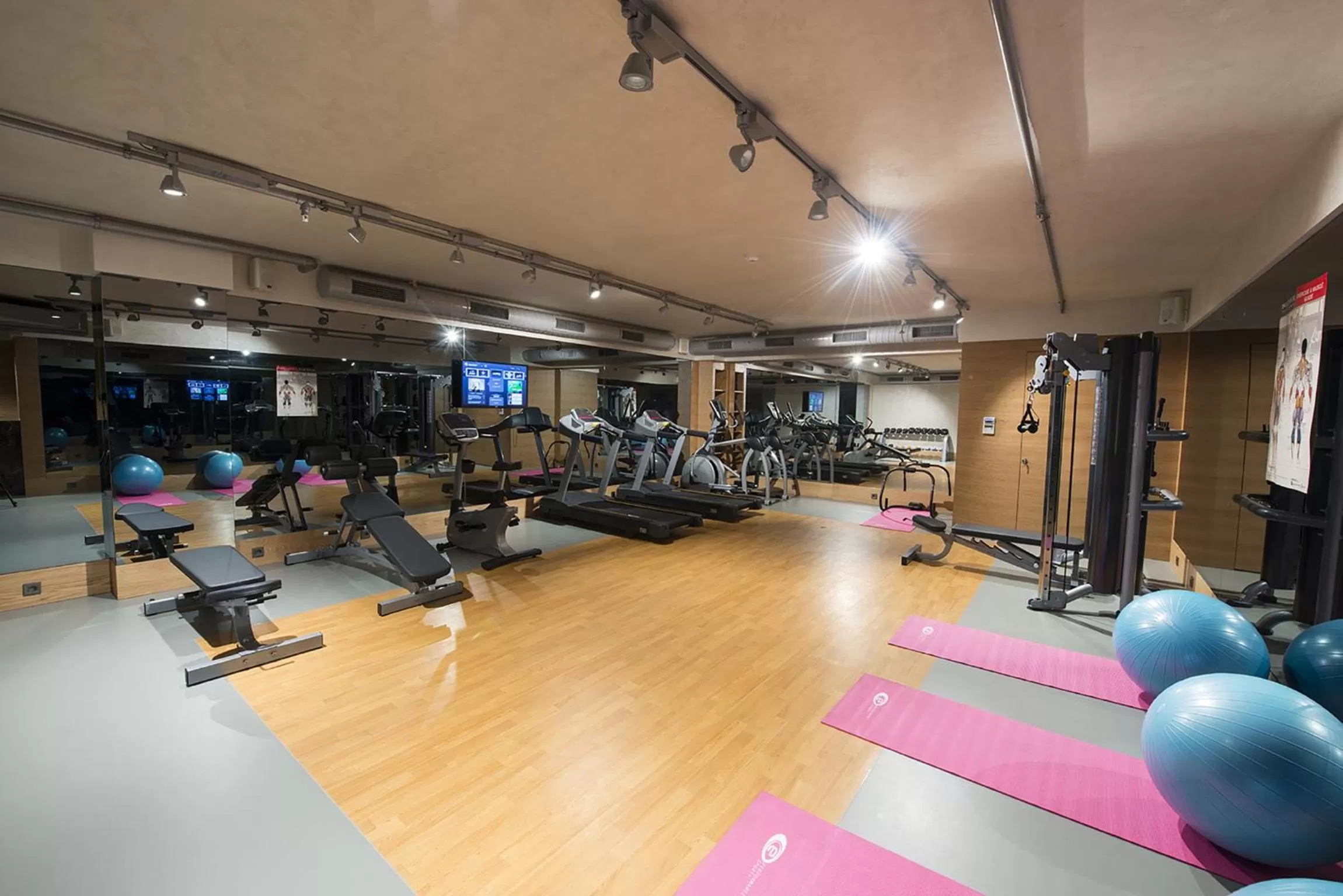 Fitness centre/facilities in Ramada by Wyndham Gemli̇k