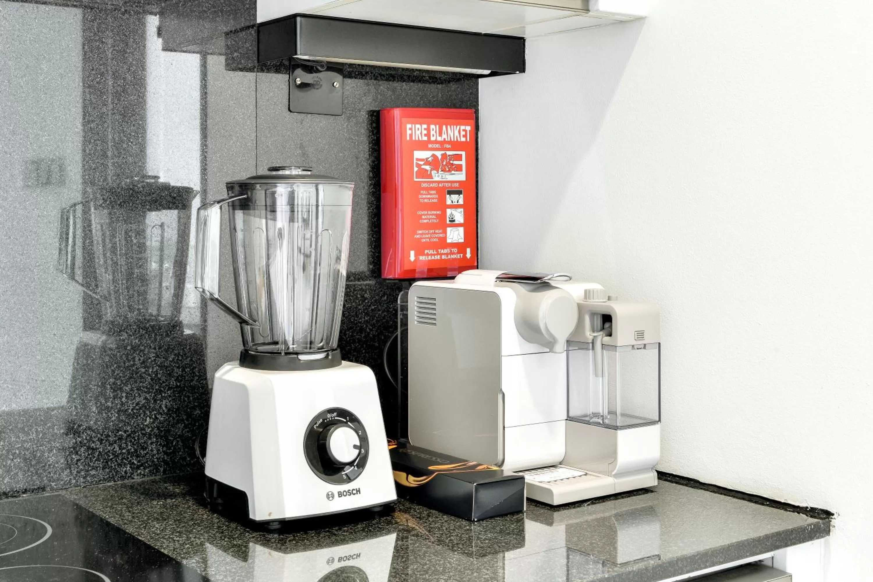 Coffee/tea facilities in Emaar Residences Dubai Marina by Qstay - formerly Address Dubai Marina