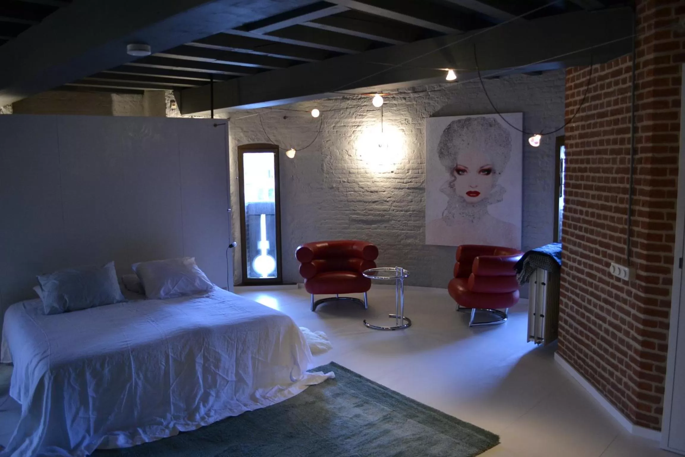 Other, Bed in De Pelsertoren