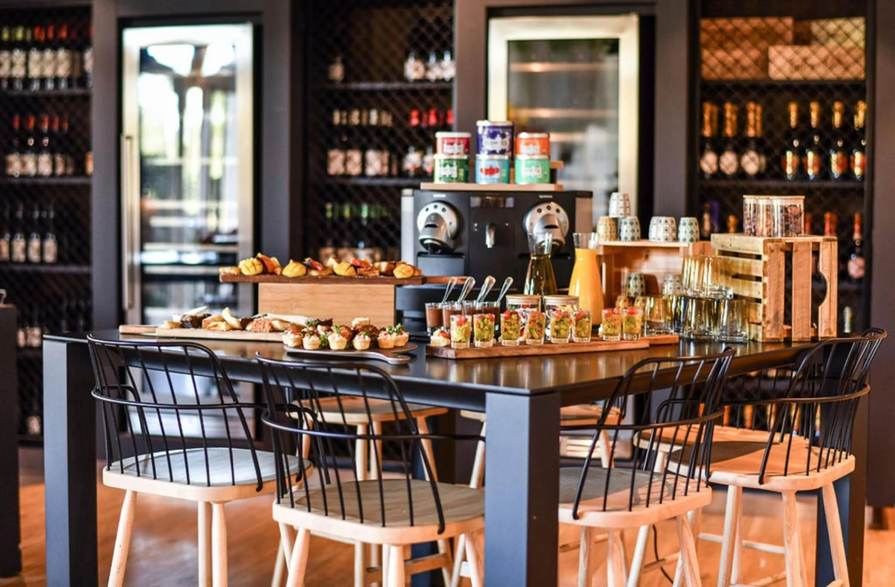 Restaurant/places to eat in Novotel Paris Créteil Le Lac