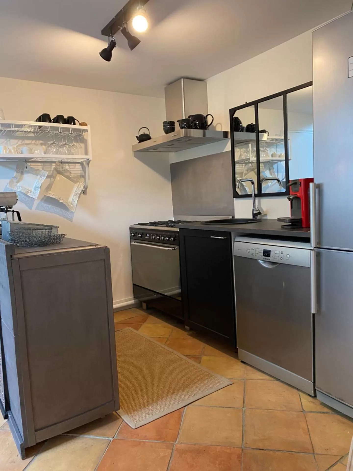 Kitchen or kitchenette in La Girondine