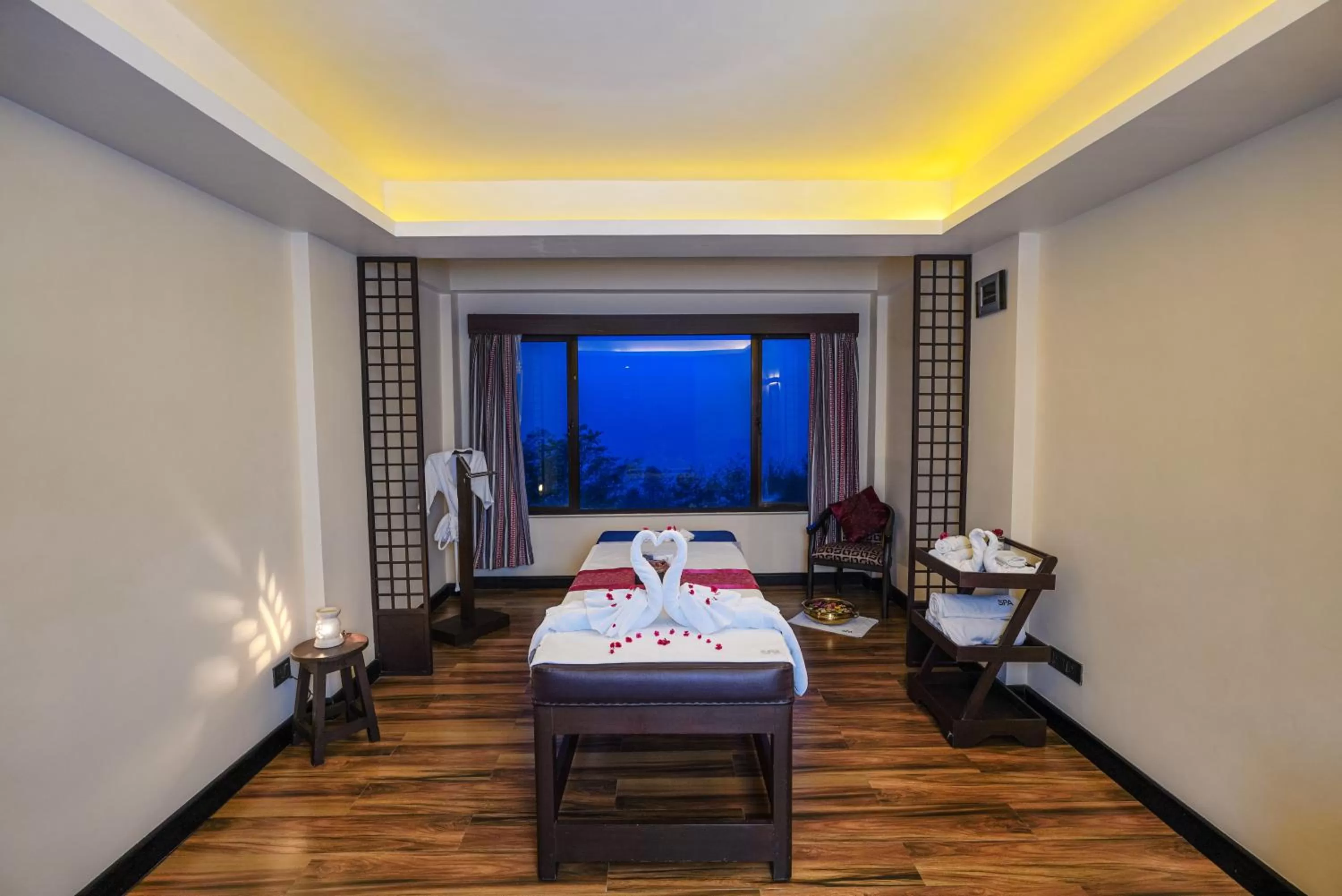 Massage, Bed in Denzong Regency- Luxury Mountain Retreat Spa & Casino