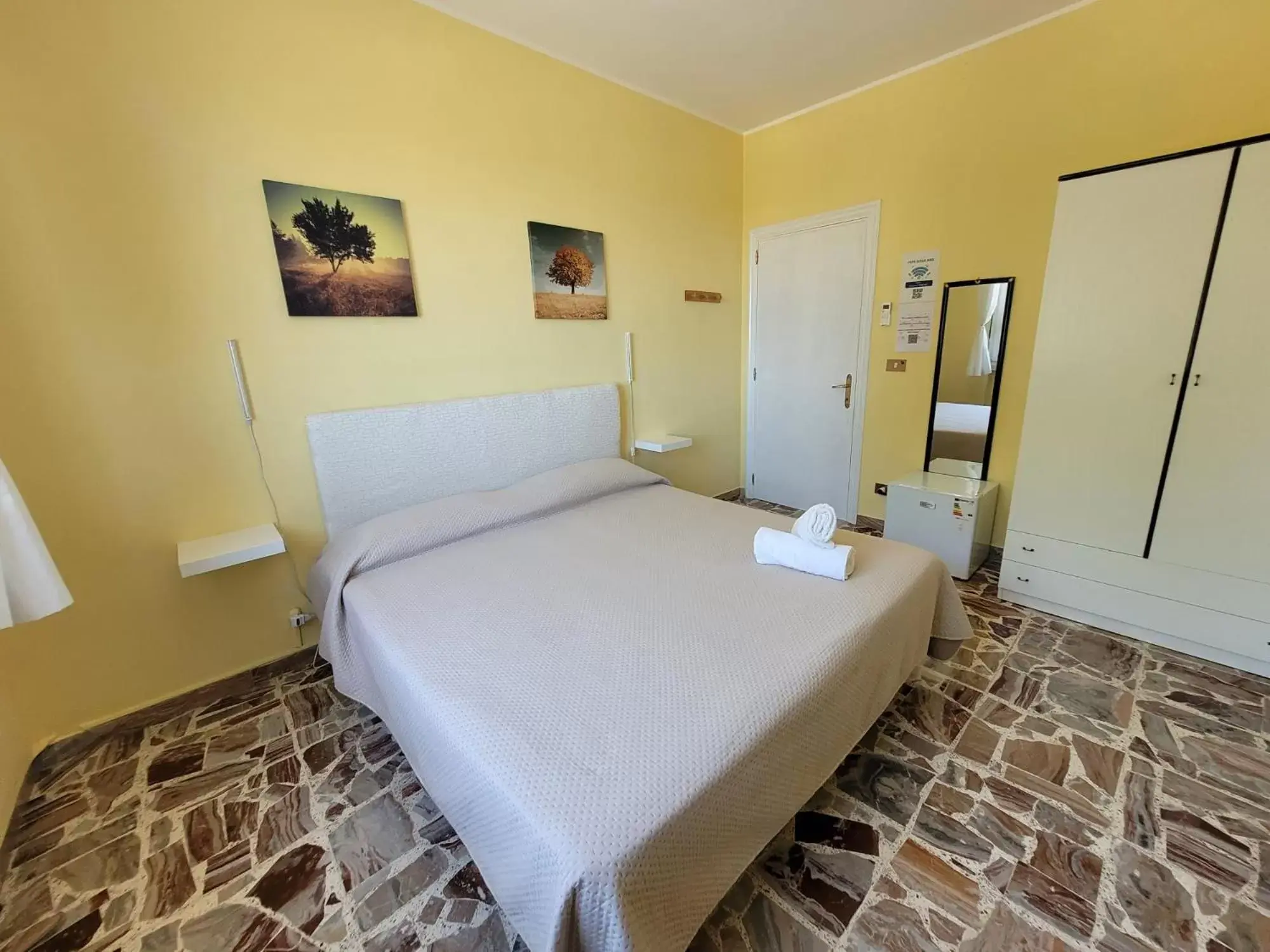 Double Room with Private Bathroom in Pepe Rosa Double Room with Private Bathroom in Pepe Rosa