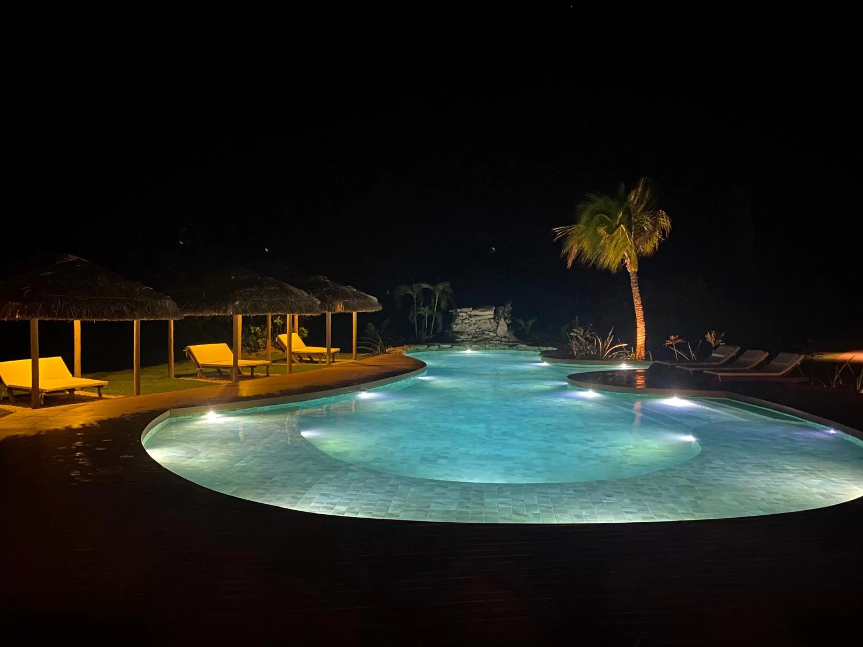 Swimming pool in Kauli Seadi Beach Hotel