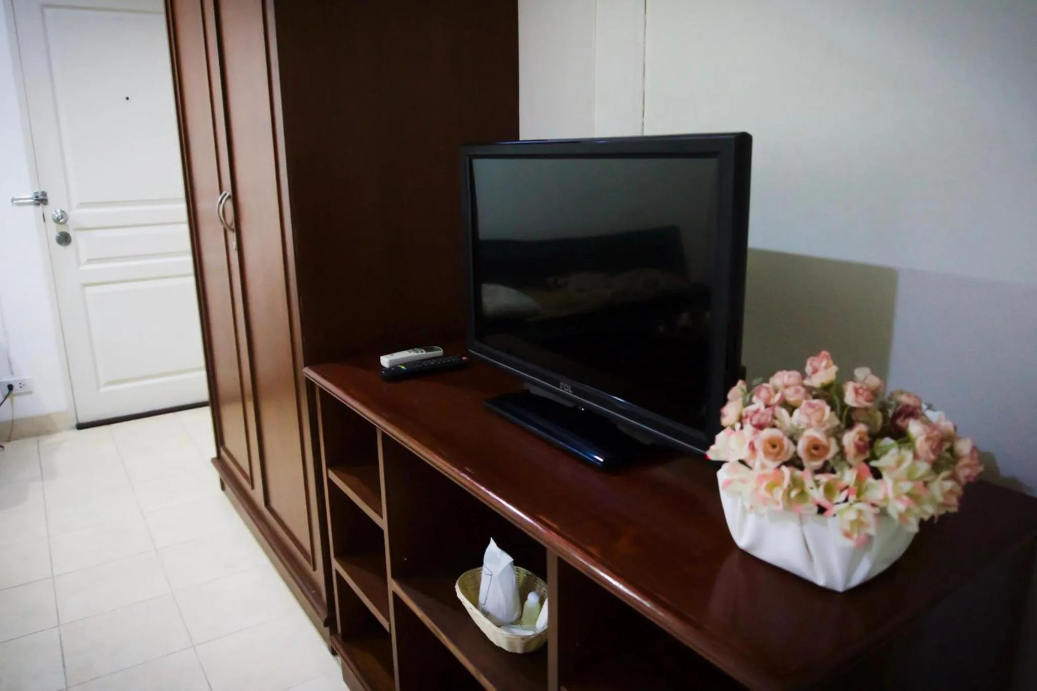 Photo of the whole room in Baan Boonanan Apartment