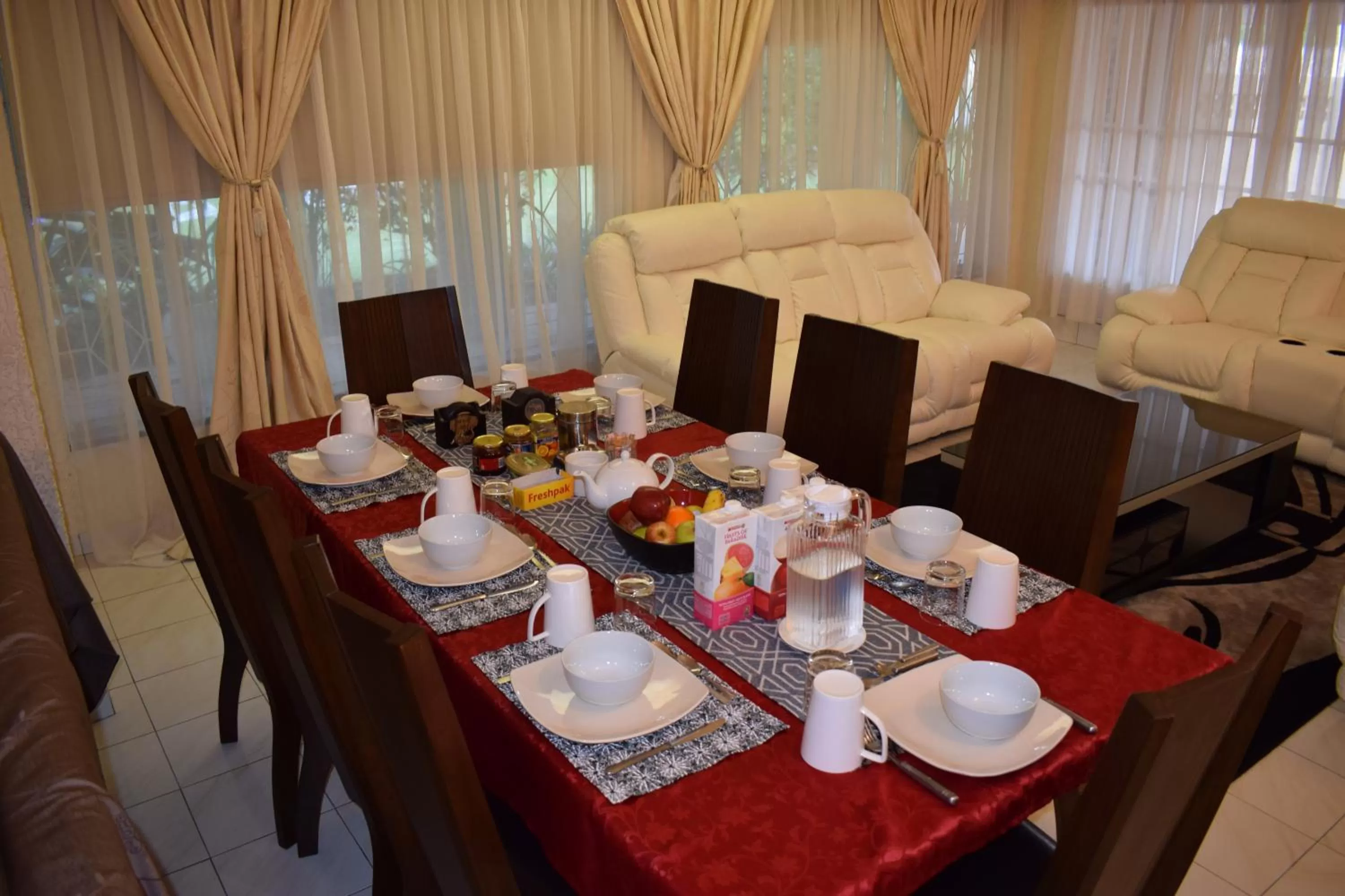 Dining area, Restaurant/Places to Eat in Moye Guest House