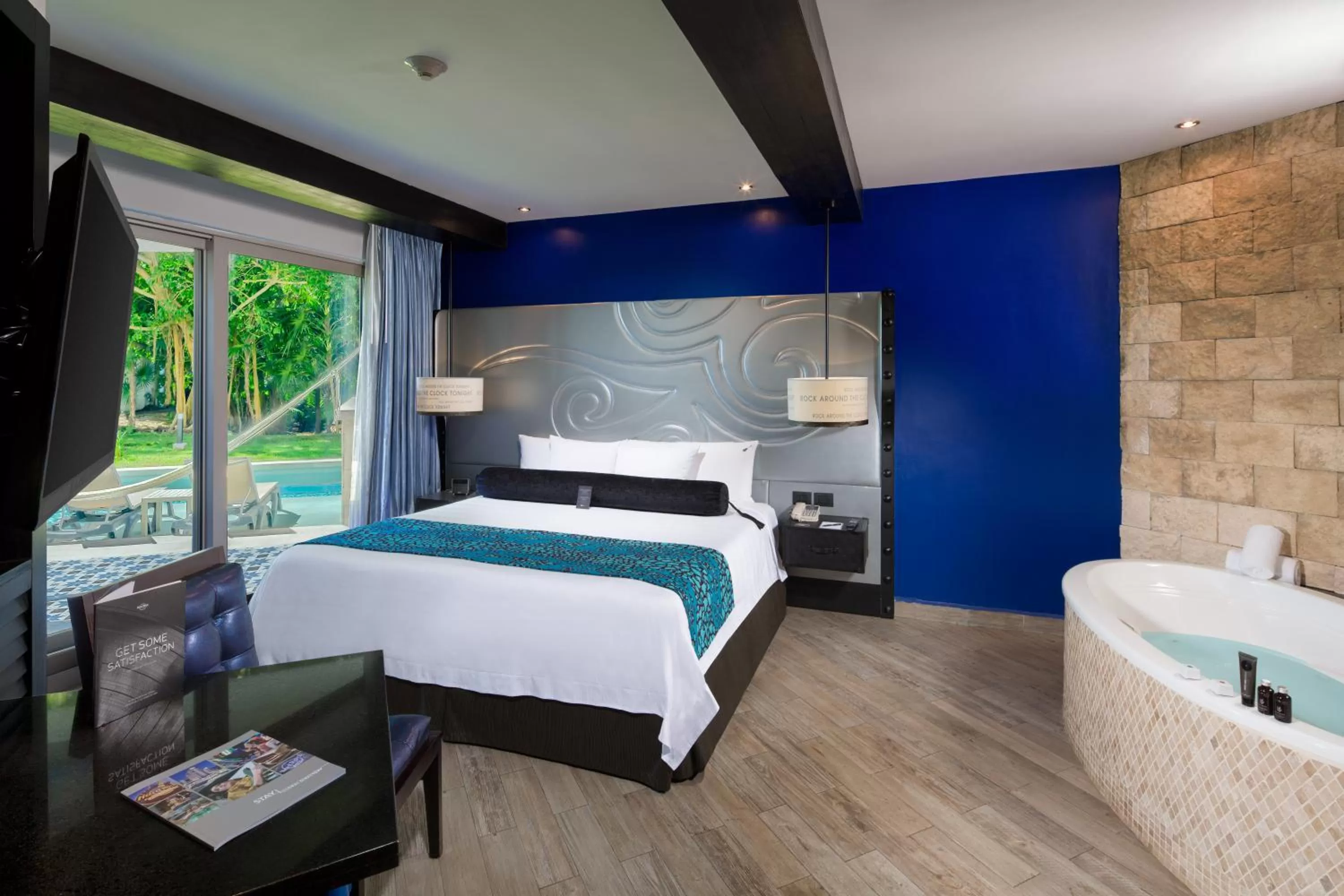 Bedroom, Bed in Hard Rock Hotel Riviera Maya - All Inclusive