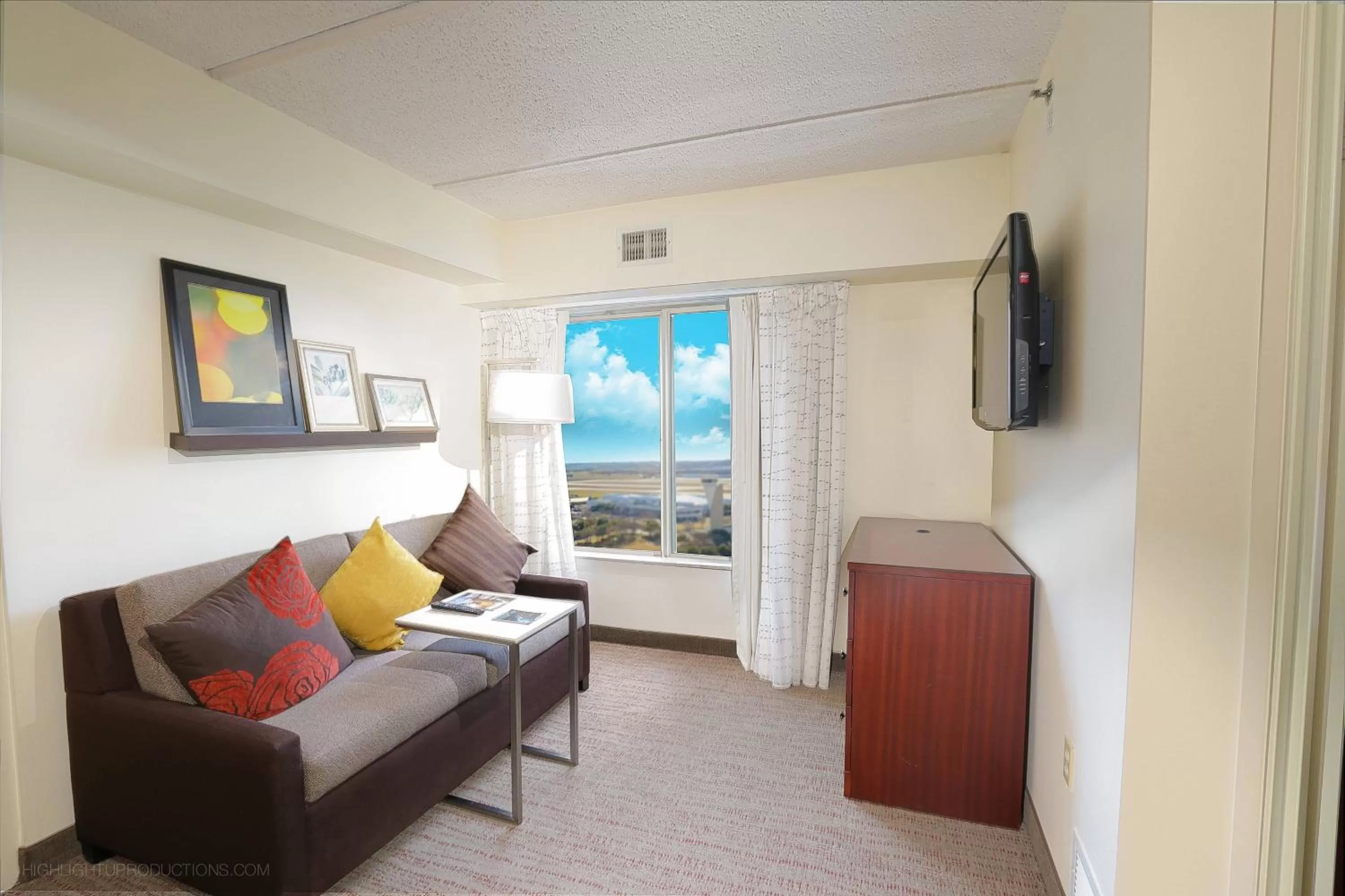 Living room in Residence Inn Fort Worth Alliance Airport