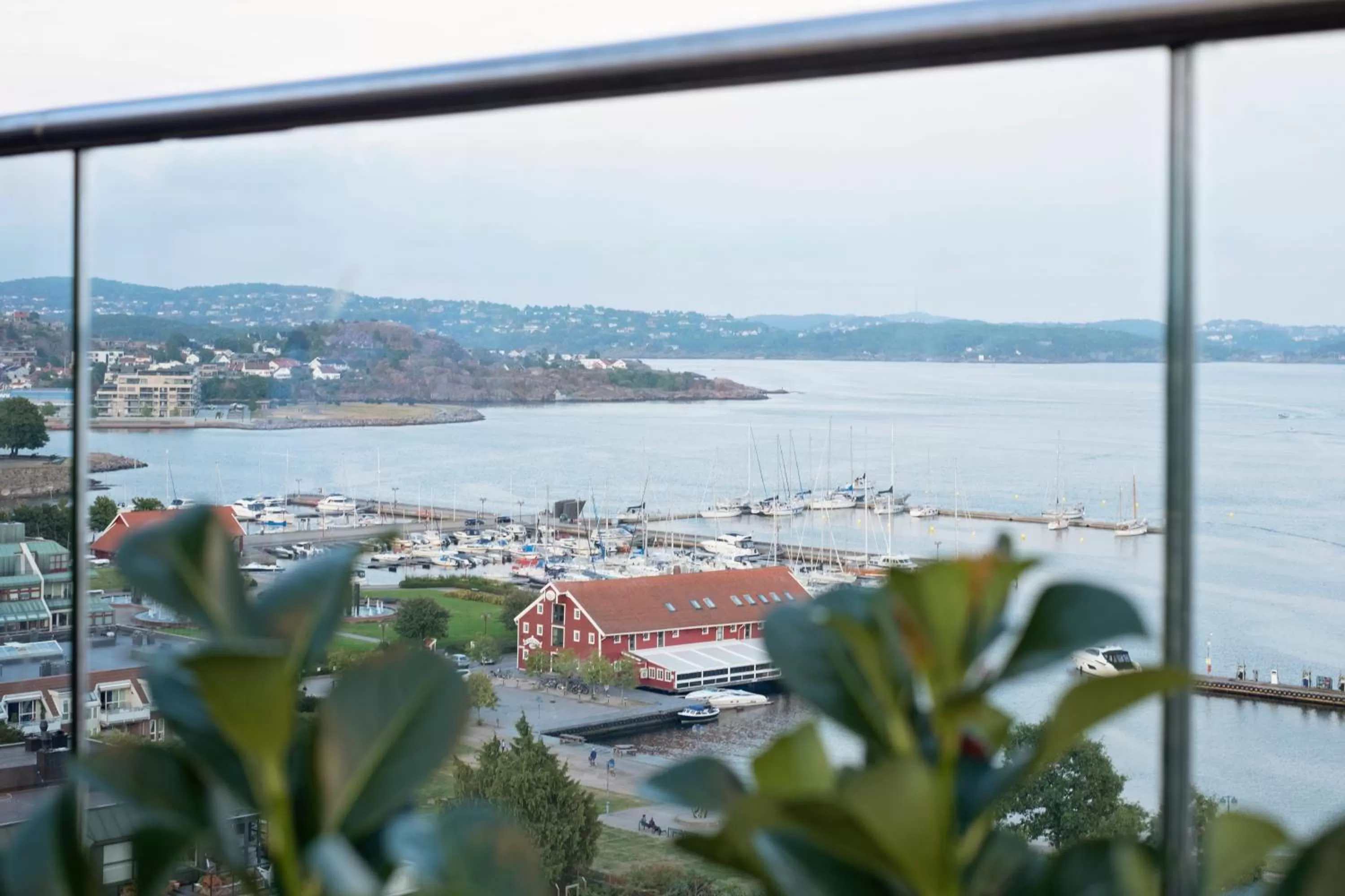 Lounge or bar in Radisson Blu Caledonien Hotel, Kristiansand