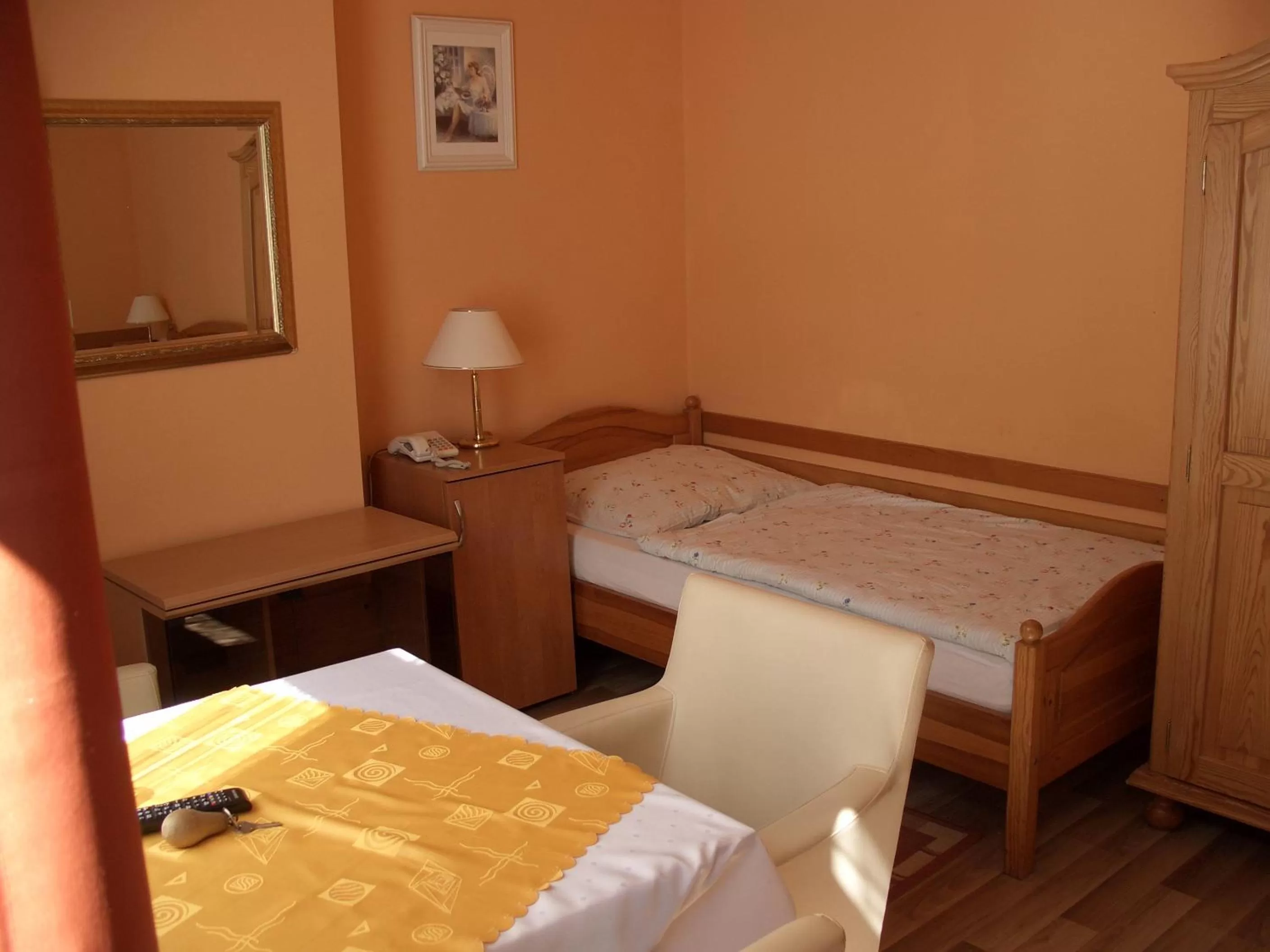 Photo of the whole room in Hotel Alga