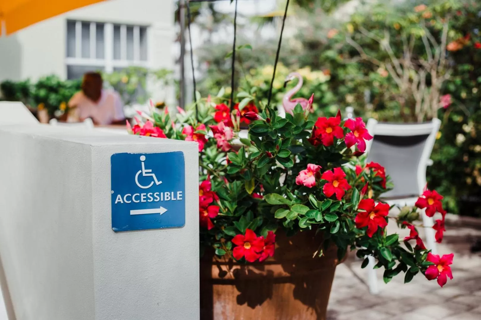 Facade/entrance in Villa Italia South Beach