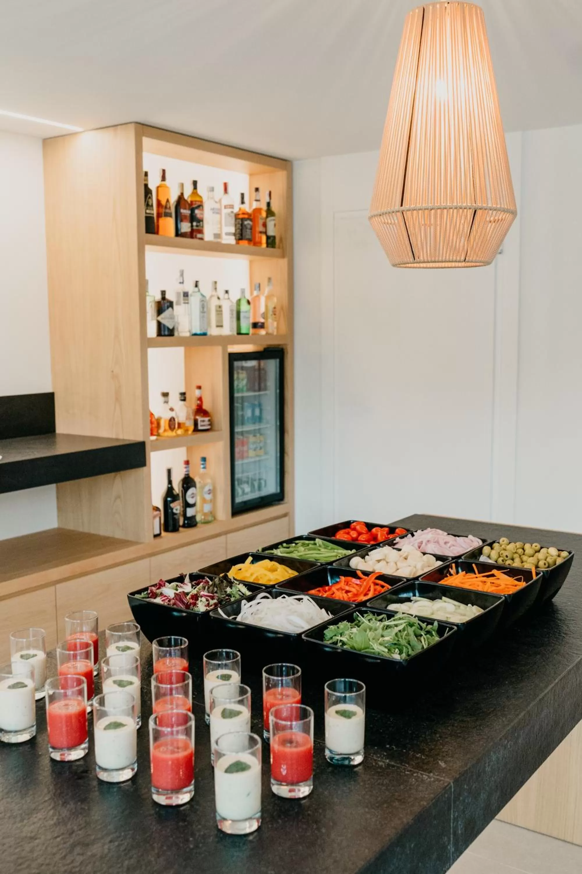 Food and drinks in Instants Boutique Hotel