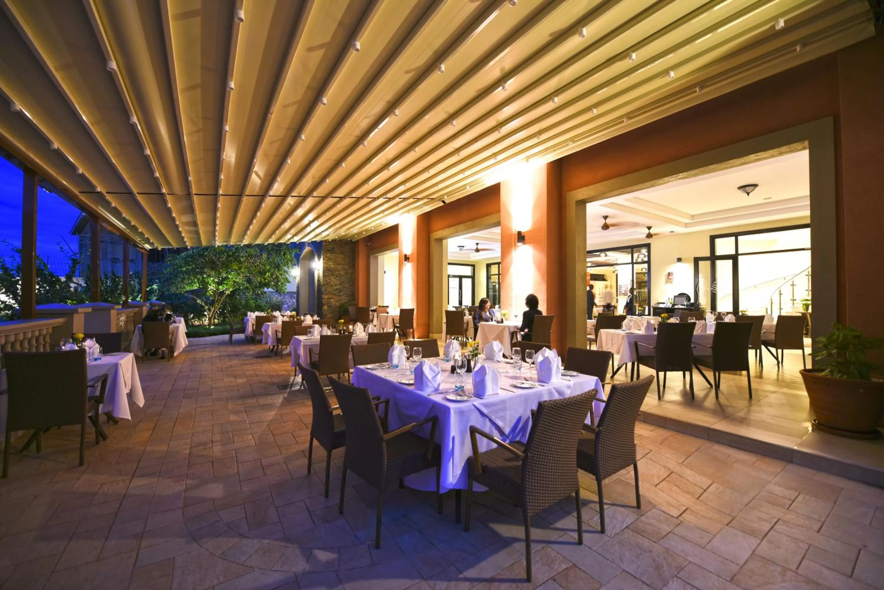 Food and drinks in Mestil Hotel & Residences