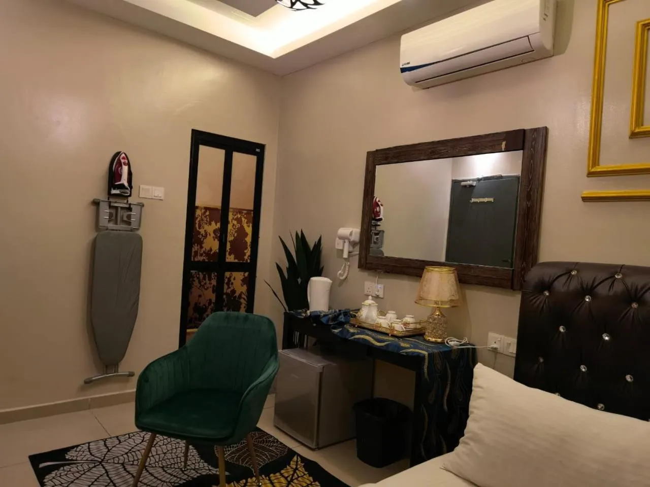 Ghazrin's Classic Hotel JB