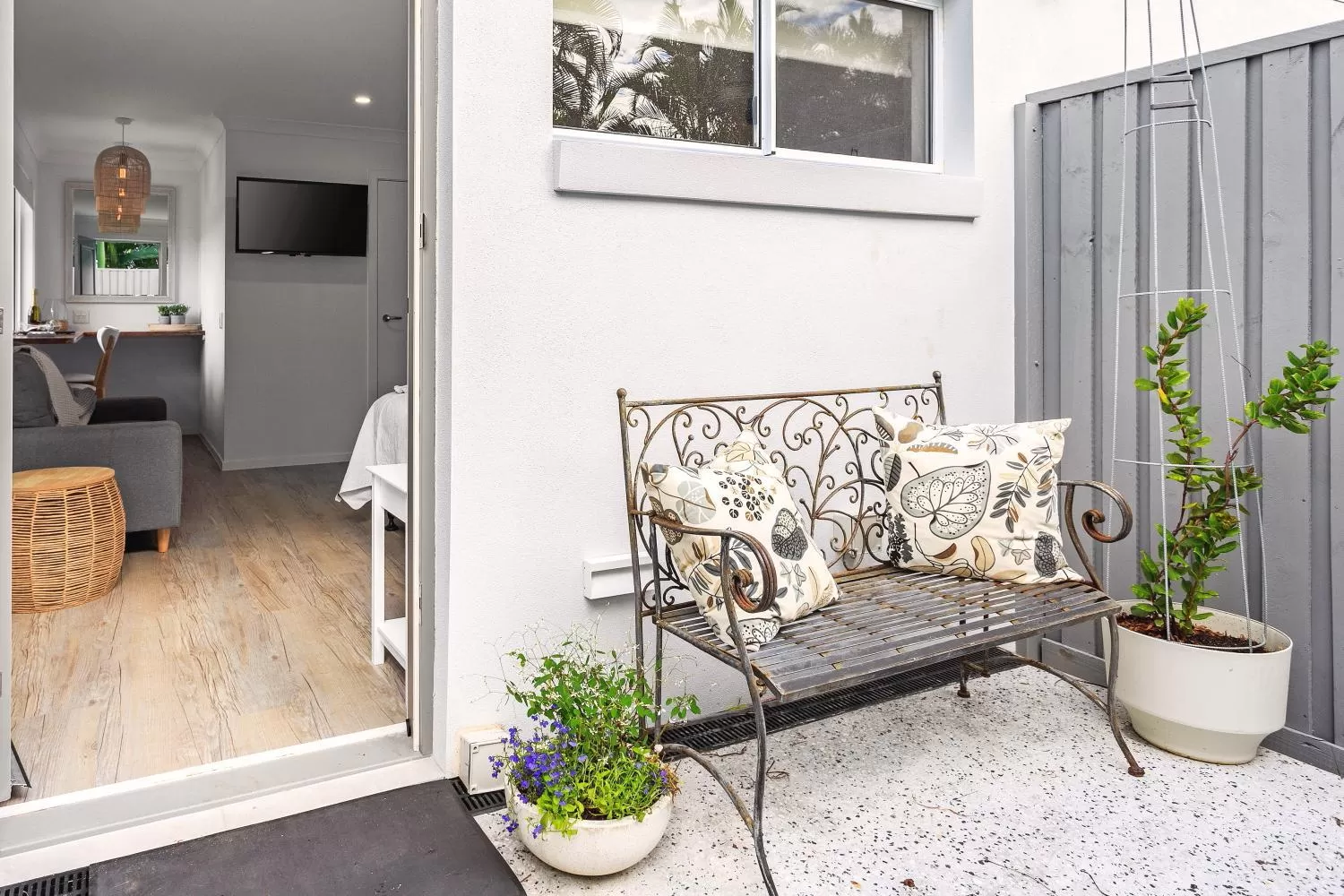 Patio, Seating Area in Lillypilly Bed and Breakfast