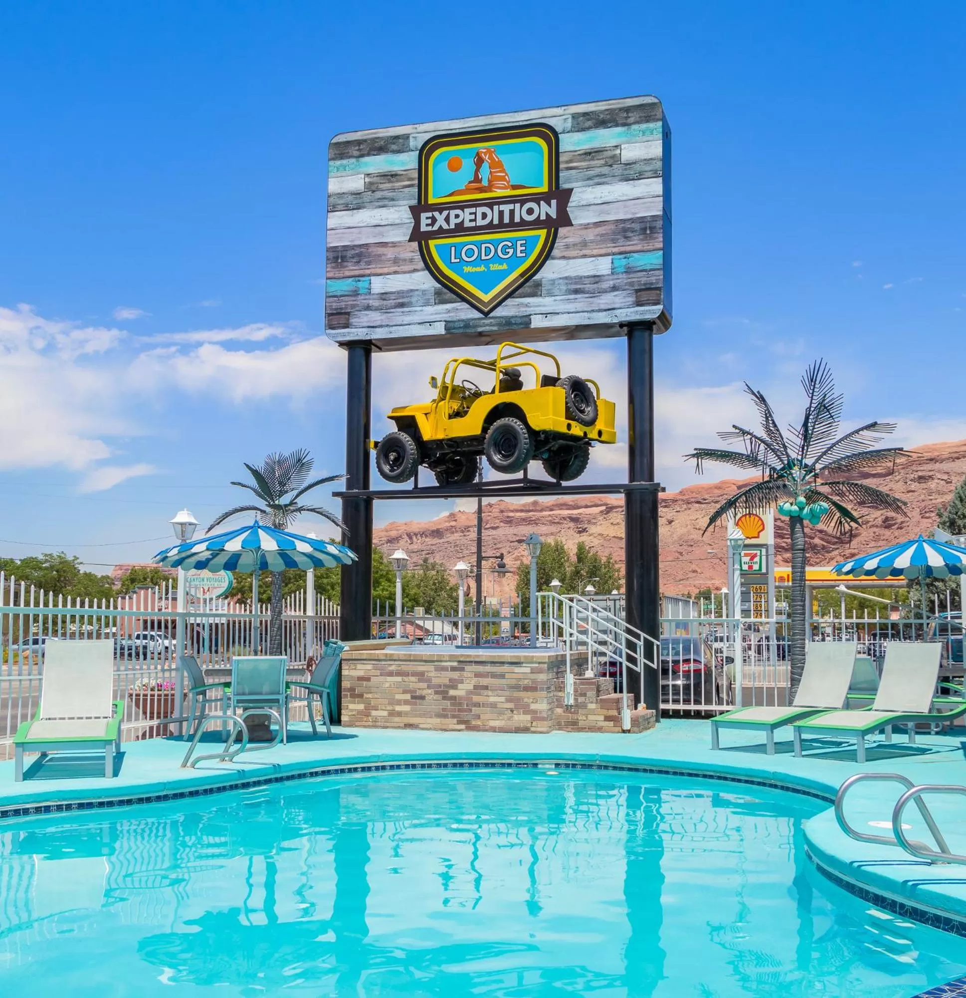 Swimming pool in Expedition Lodge Moab Arches National Park