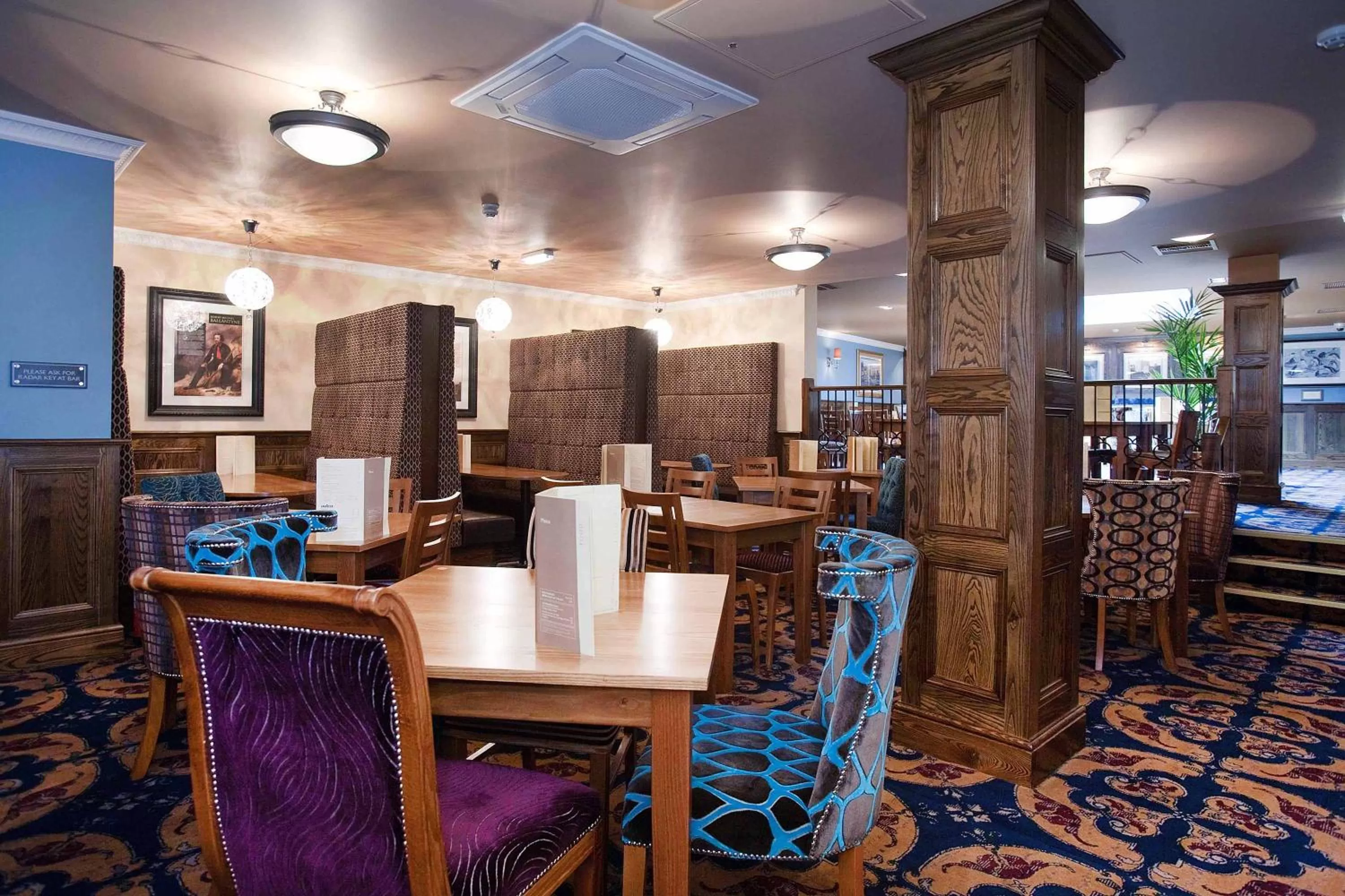 Restaurant/Places to Eat in The White Lady Wetherspoon