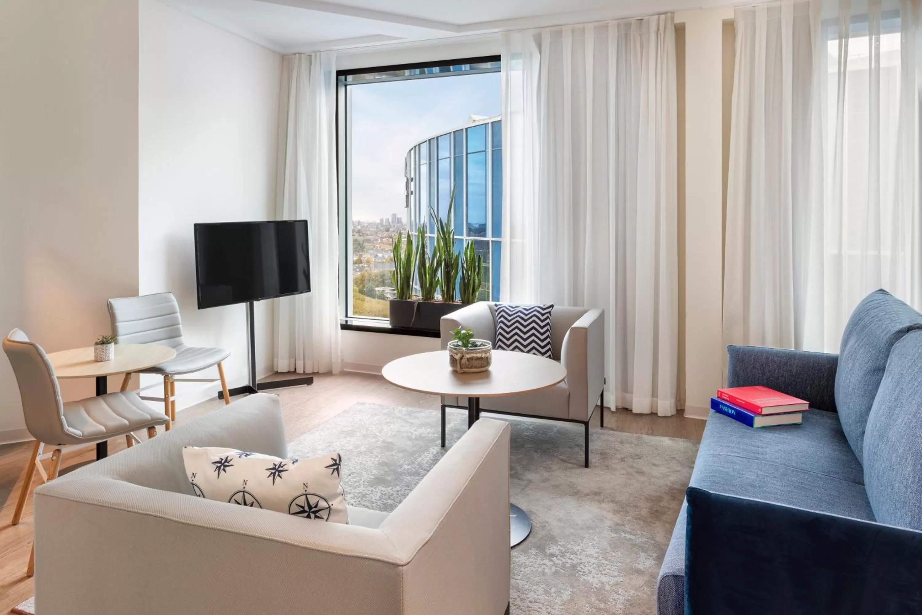 TV and multimedia in INNSiDE by Meliá Amsterdam