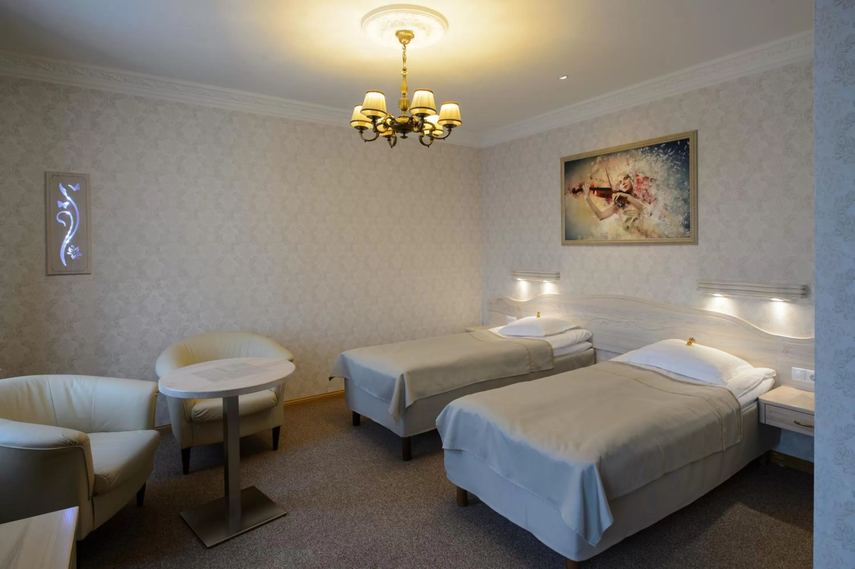 Photo of the whole room, Bed in Georgi Hotell