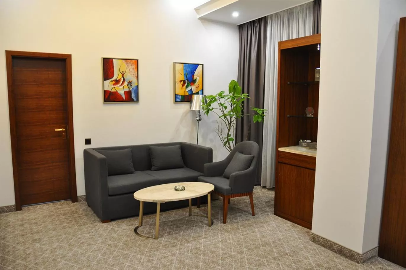 Parliament Palace Hotel