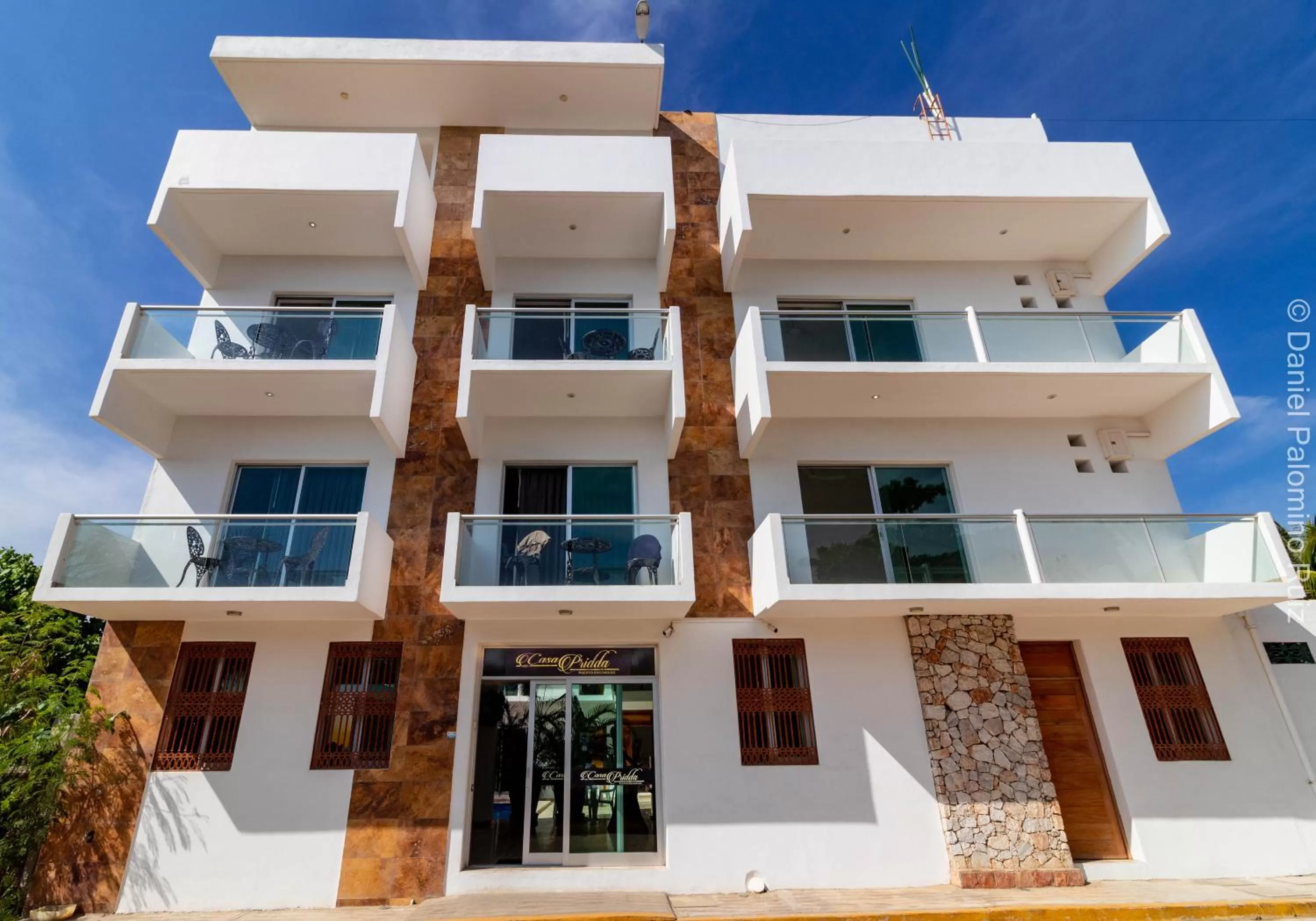 Property building in Hotel Casa Pridda