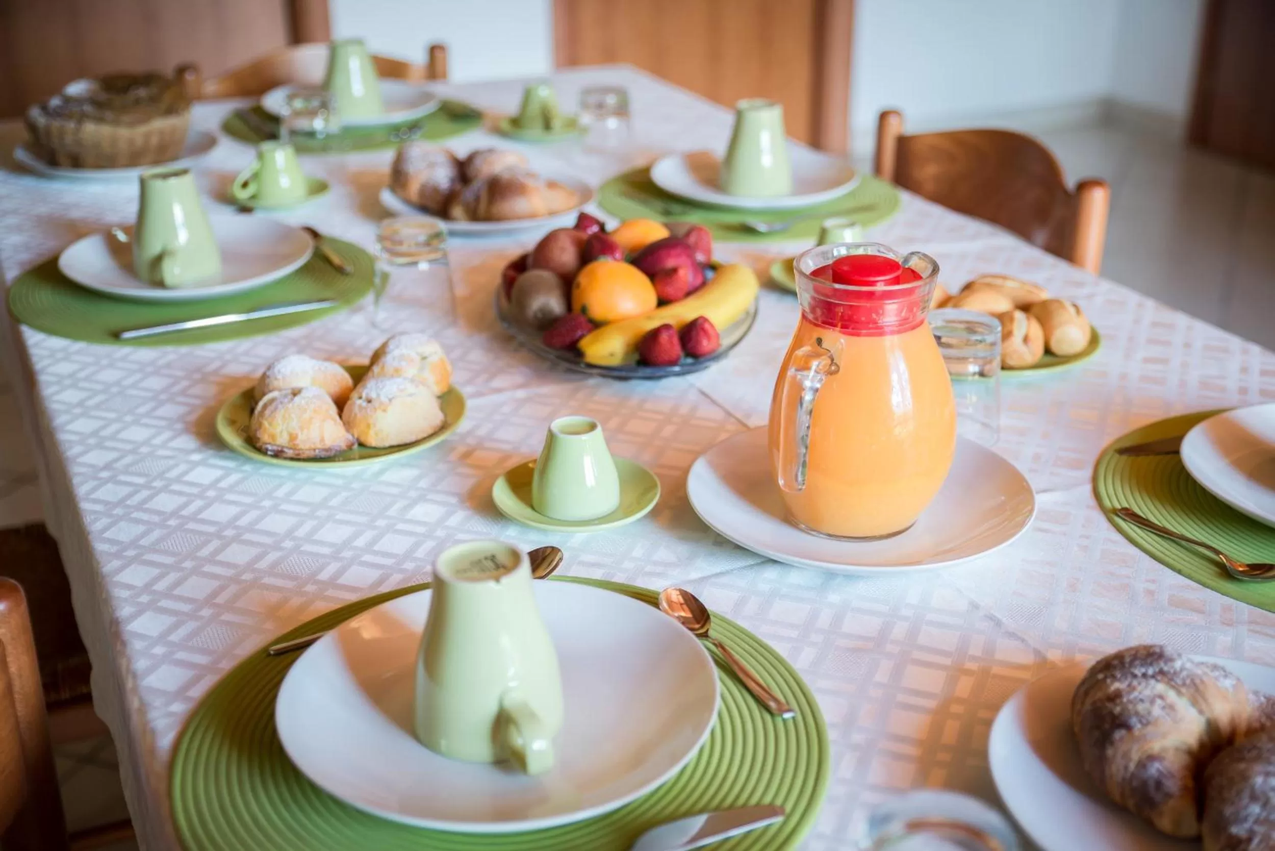Dining area, Breakfast in B&B Il Girasole