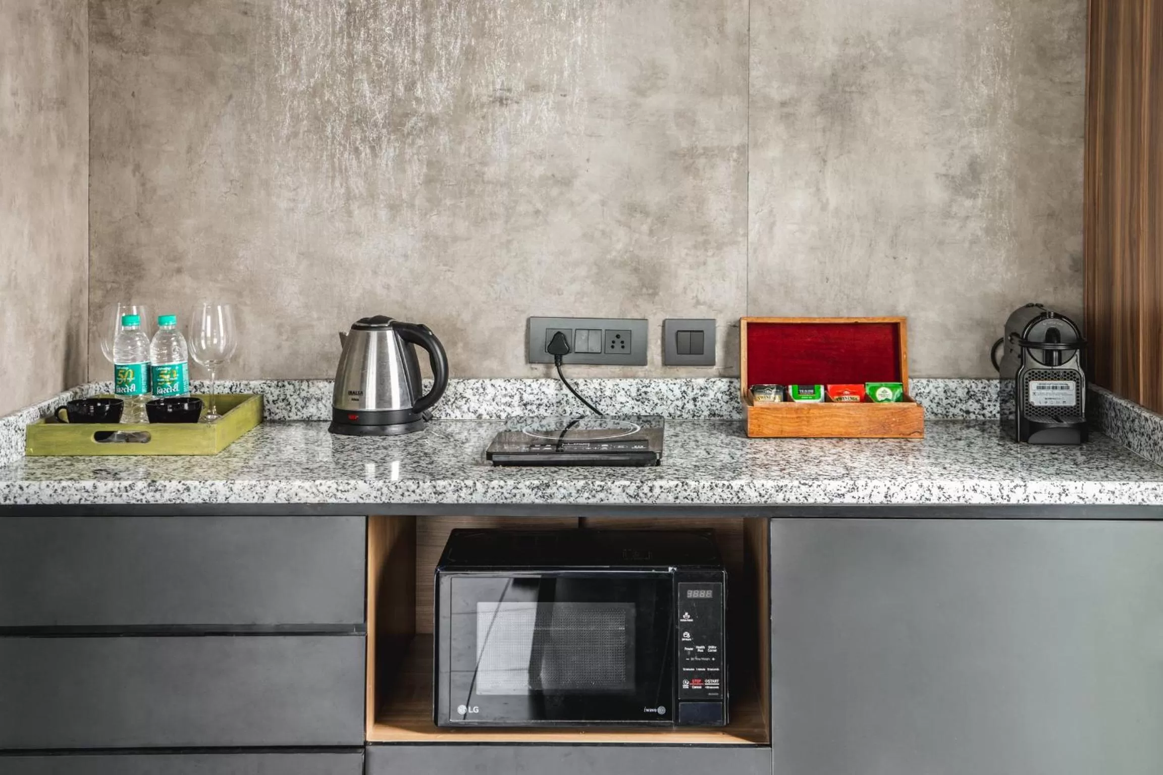 Kitchen or kitchenette, Kitchen/Kitchenette in LetsBunk Poshtel & Suites